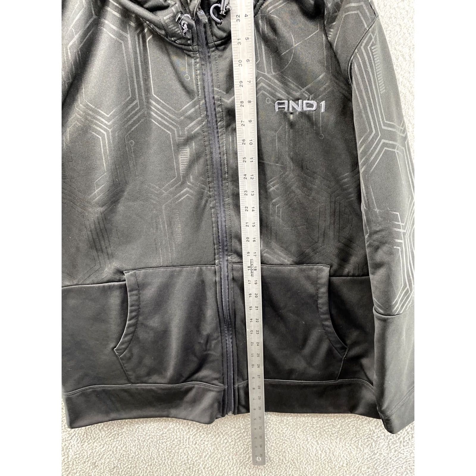 Vintage AND1 Embroidered Logo Full Zip Hoodie Men’s 2XL Black Sweatshirt Shirt Hoodie Zip Sweatshirt for Men Size US XXL / EU 58 / 5 - 6 Thumbnail
