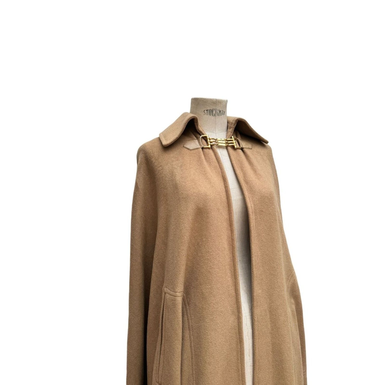 Celine Vintage 1970s Brown Wool Cape Size M / US 6-8 / IT 42-44 - 3 Thumbnail