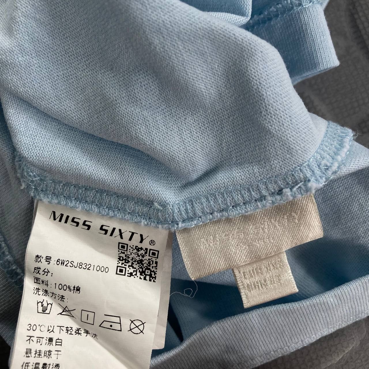 Miss Sixty Y2k V-neck Tee Size S / US 4 / IT 40 - 12 Thumbnail