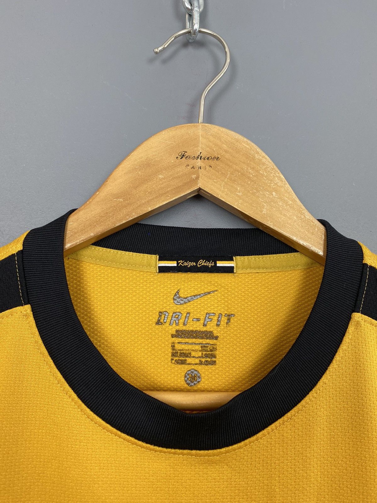 Nike Nike Kaizer Chiefs Football 2010 Home Soccer Jersey Shirt Size US M / EU 48-50 / 2 - 5 Thumbnail