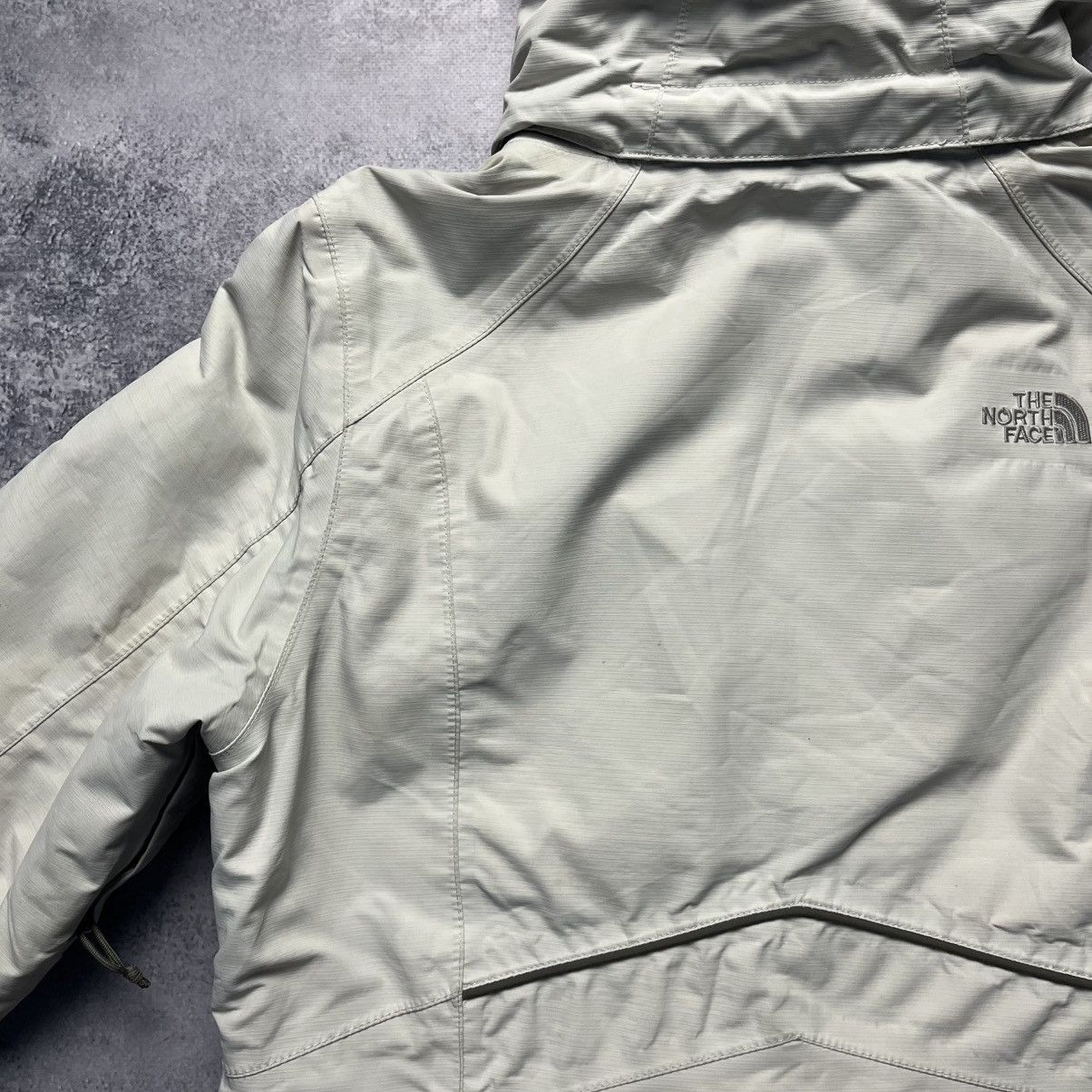 The North Face Vintage The North Face HyVent Jacket Streetwear Outdoor Size M / US 6-8 / IT 42-44 - 20 Thumbnail