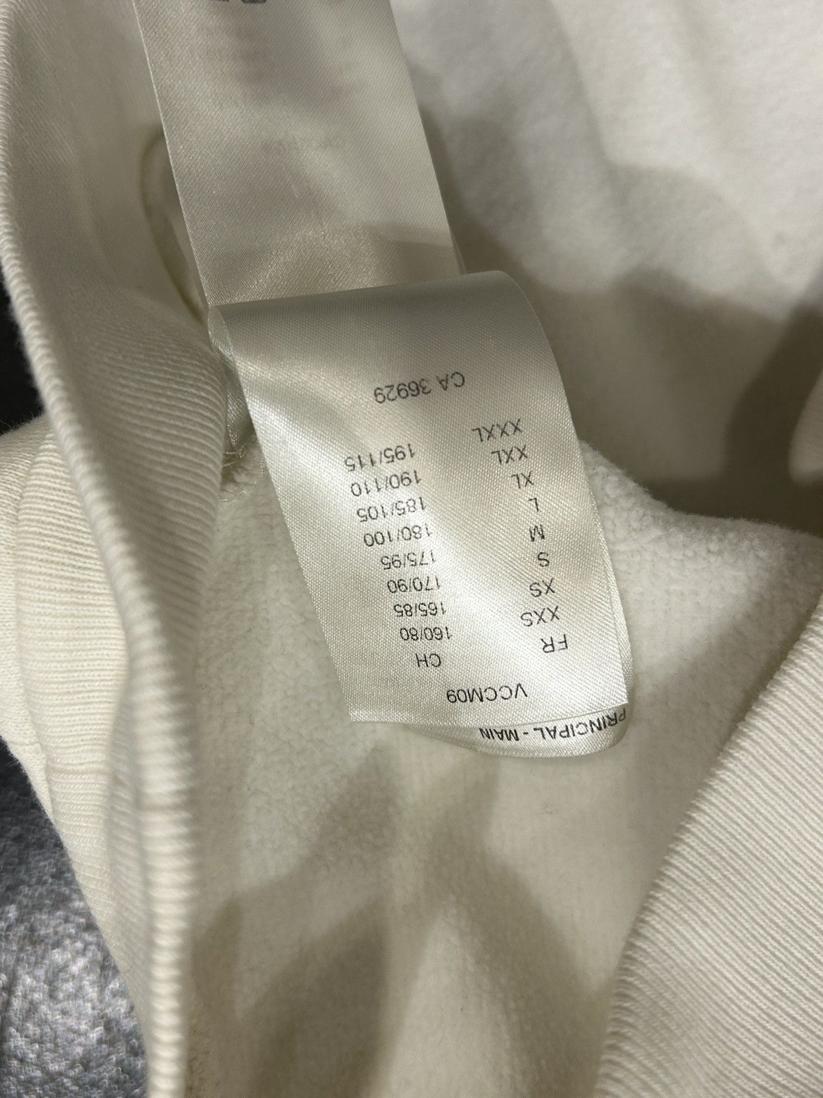 Louis Vuitton Louis Vuitton Staple Hoodie - White Size US XL / EU 56 / 4 - 7 Thumbnail
