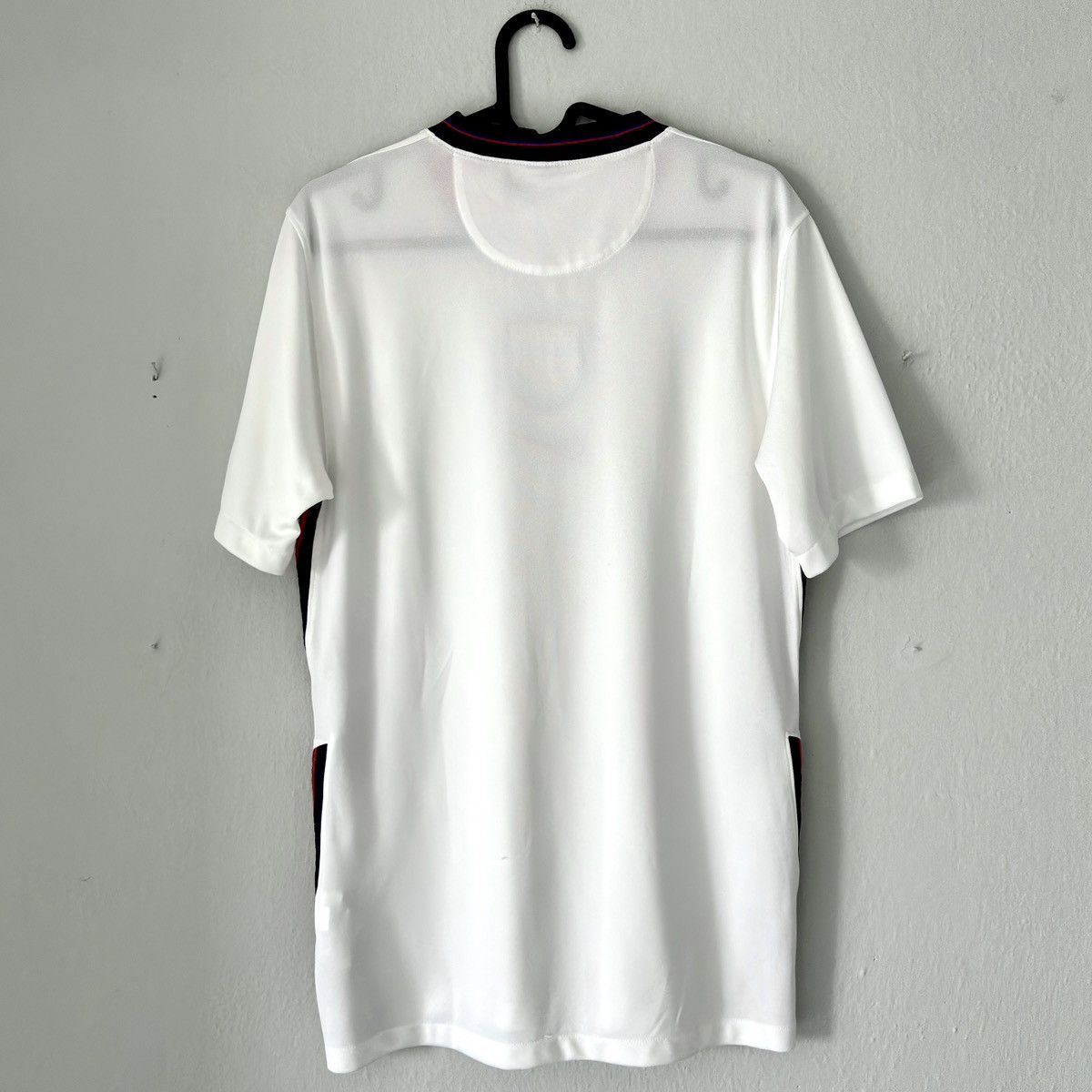 Nike 2020 2022 England National Nike Euro Home Kit Soccer Jersey Size US S / EU 44-46 / 1 - 6 Thumbnail