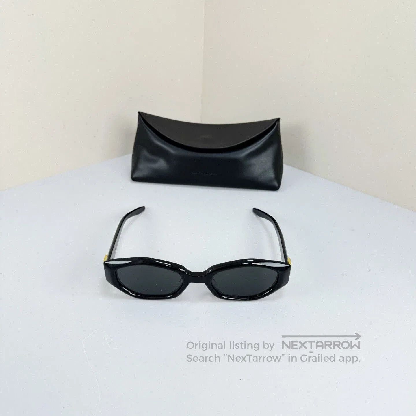 Gentle Monster gentle monster black gold sunglasses. Size ONE SIZE - 4 Thumbnail