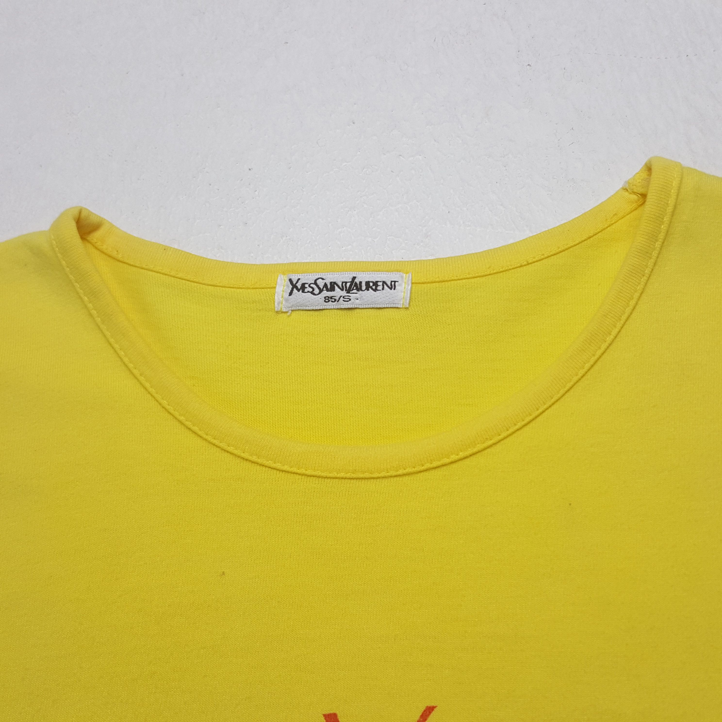 Vintage Vintage Yves Saint Laurent Designer Brand Tshirt RR13 Size XS / US 0-2 / IT 36-38 - 4 Thumbnail