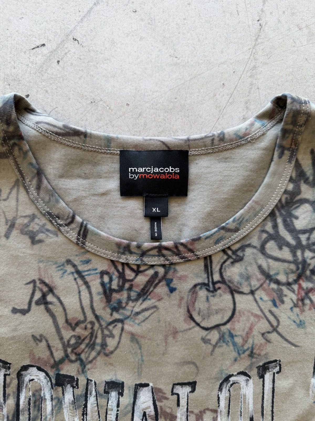 Marc Jacobs × Mowalola Mowalola x Marc Jacobs Graffiti Baby Tee Size XL / US 12-14 / IT 48-50 - 3 Thumbnail