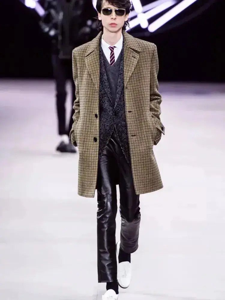 Celine Sz 50 Celine 19AW Runway Plaid Coat Size US M / EU 48-50 / 2 - 5 Thumbnail