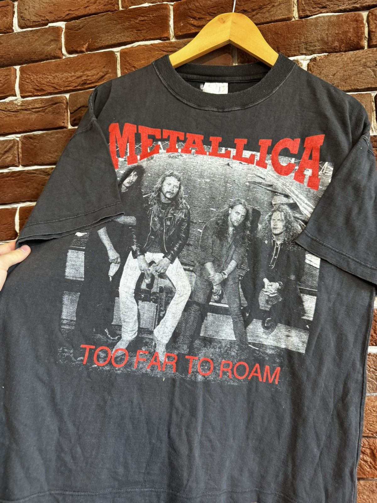 Band Tees Rare Vintage 90s Metallica Fuck Guns n Roses Metal Band Tee Size US L / EU 52-54 / 3 - 3 Thumbnail