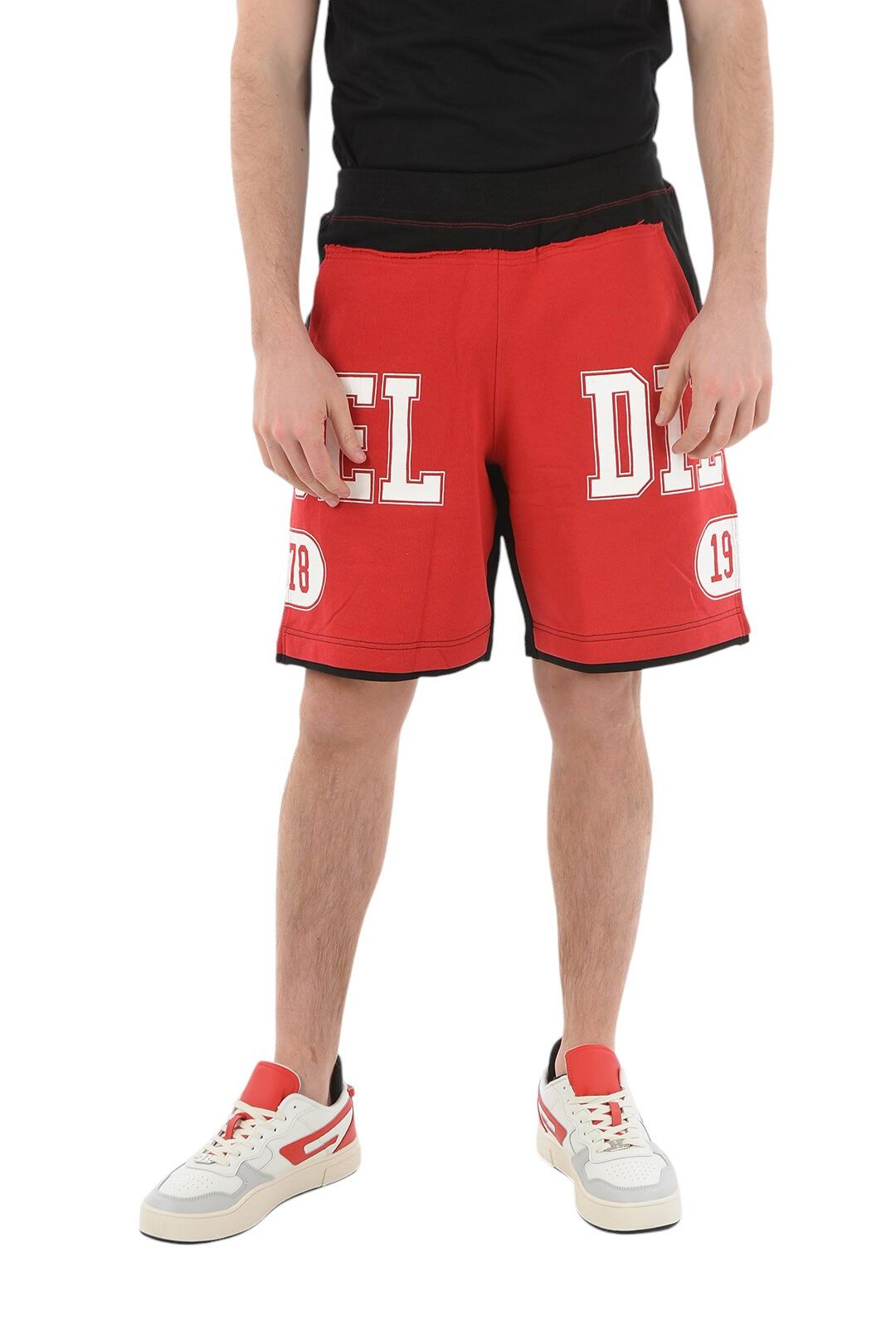 Diesel P-Mustin Men Shorts L Red Printed Sweat Elastic 41328 Size US 32 / EU 48 - 1 Thumbnail