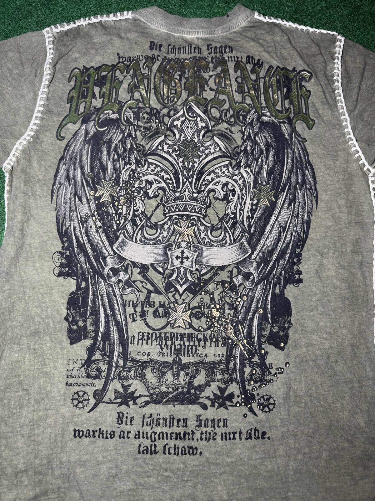 Affliction Y2K Raw State Affliction Style VNeck Gothic Pinkman T Shirt Size US L / EU 52-54 / 3 - 2 Thumbnail