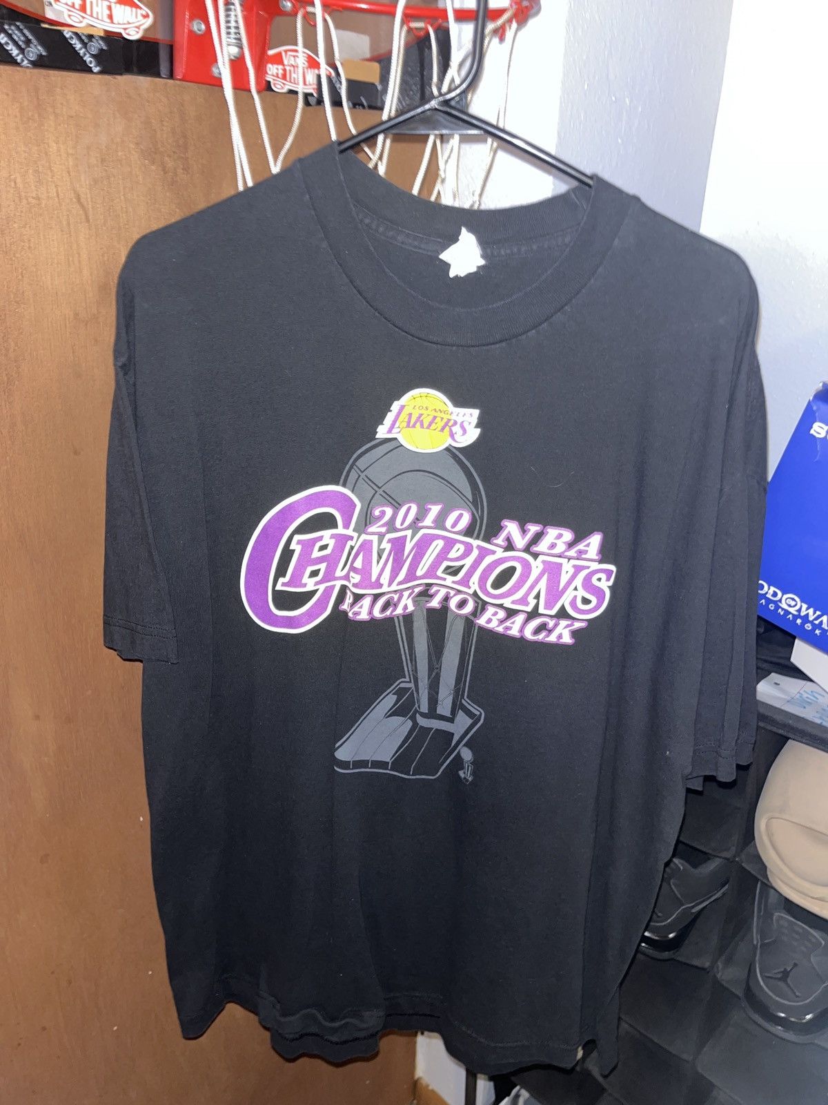 Vintage 2010 Los Angeles Lakers Bootleg Rap Tee T-Shirt Men’s 2XL Kobe