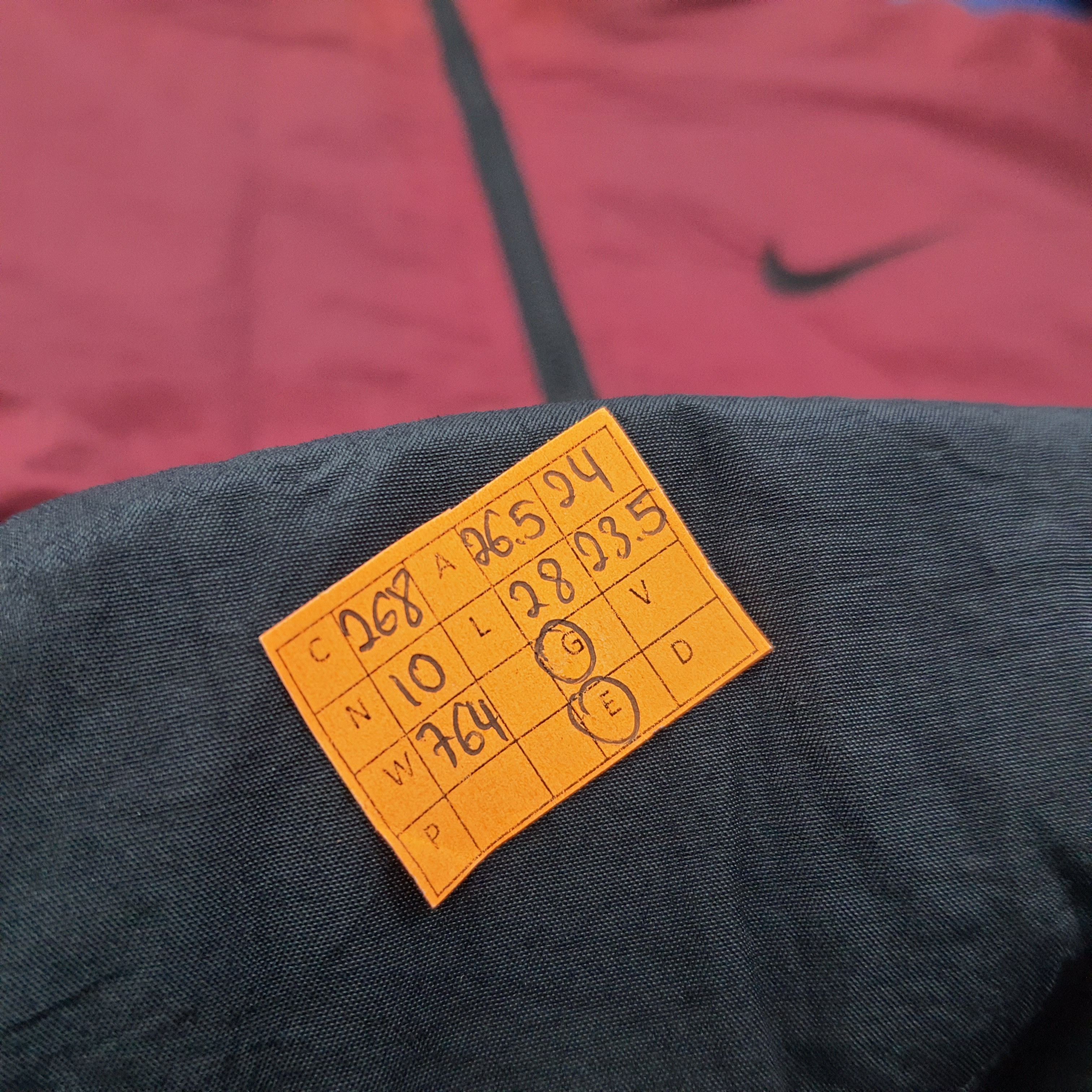 Nike Vintage 90s Nike Reversible Swoosh Jacket C268N10 Size US XL / EU 56 / 4 - 10 Thumbnail