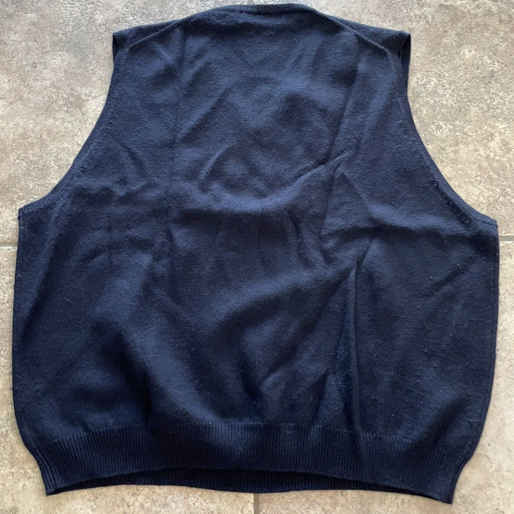 Polo Ralph Lauren VINTAGE Polo Ralph Lauren 100% Lambswool V-Neck Sweater Vest Mens Size XL Blue Size US XL / EU 56 / 4 - 5 Thumbnail