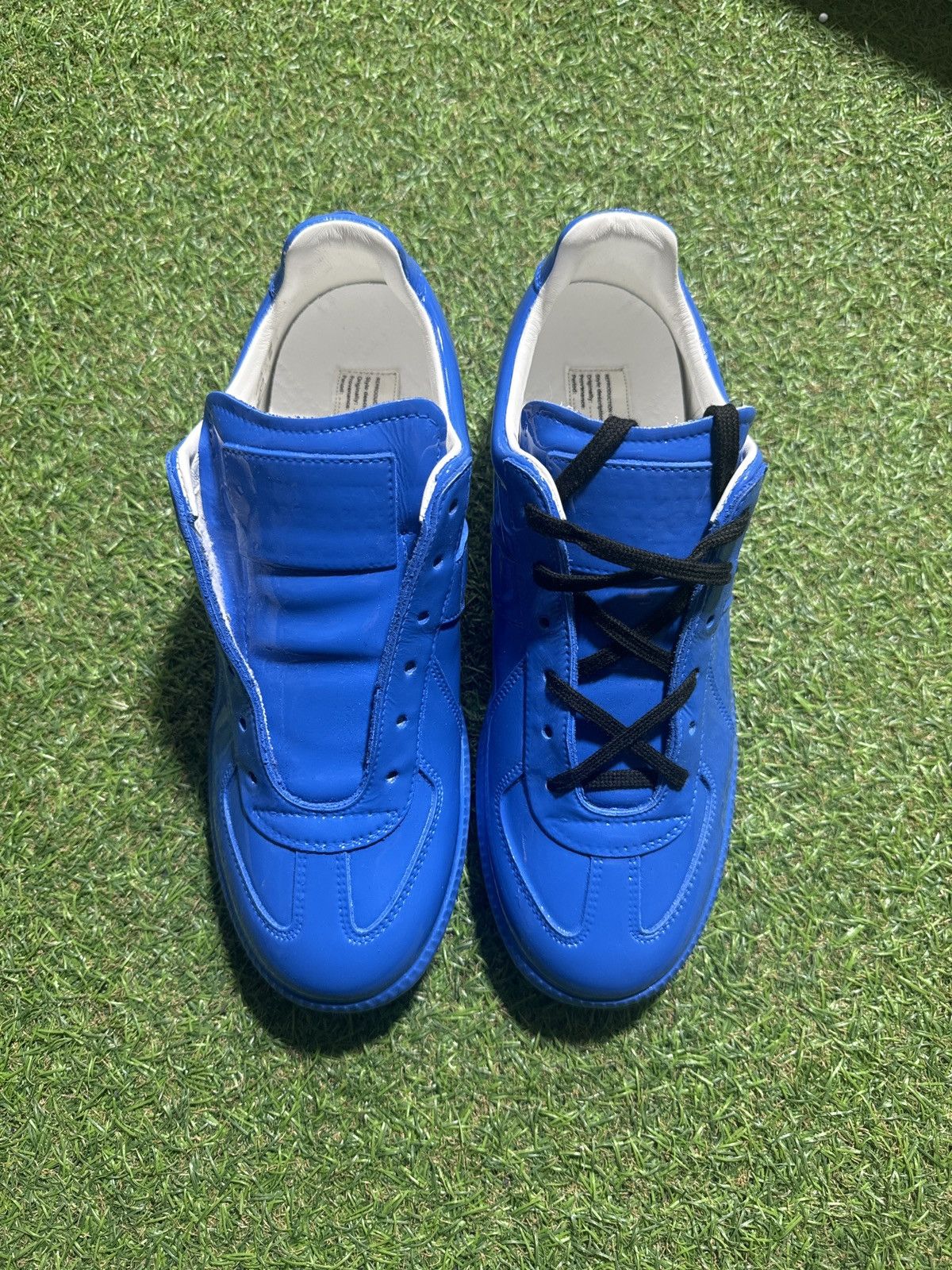 Maison Margiela Maison Margiela Replica Gats Sneakers Rubber Patent Blue Size US 5.5 / EU 38 - 8 Thumbnail