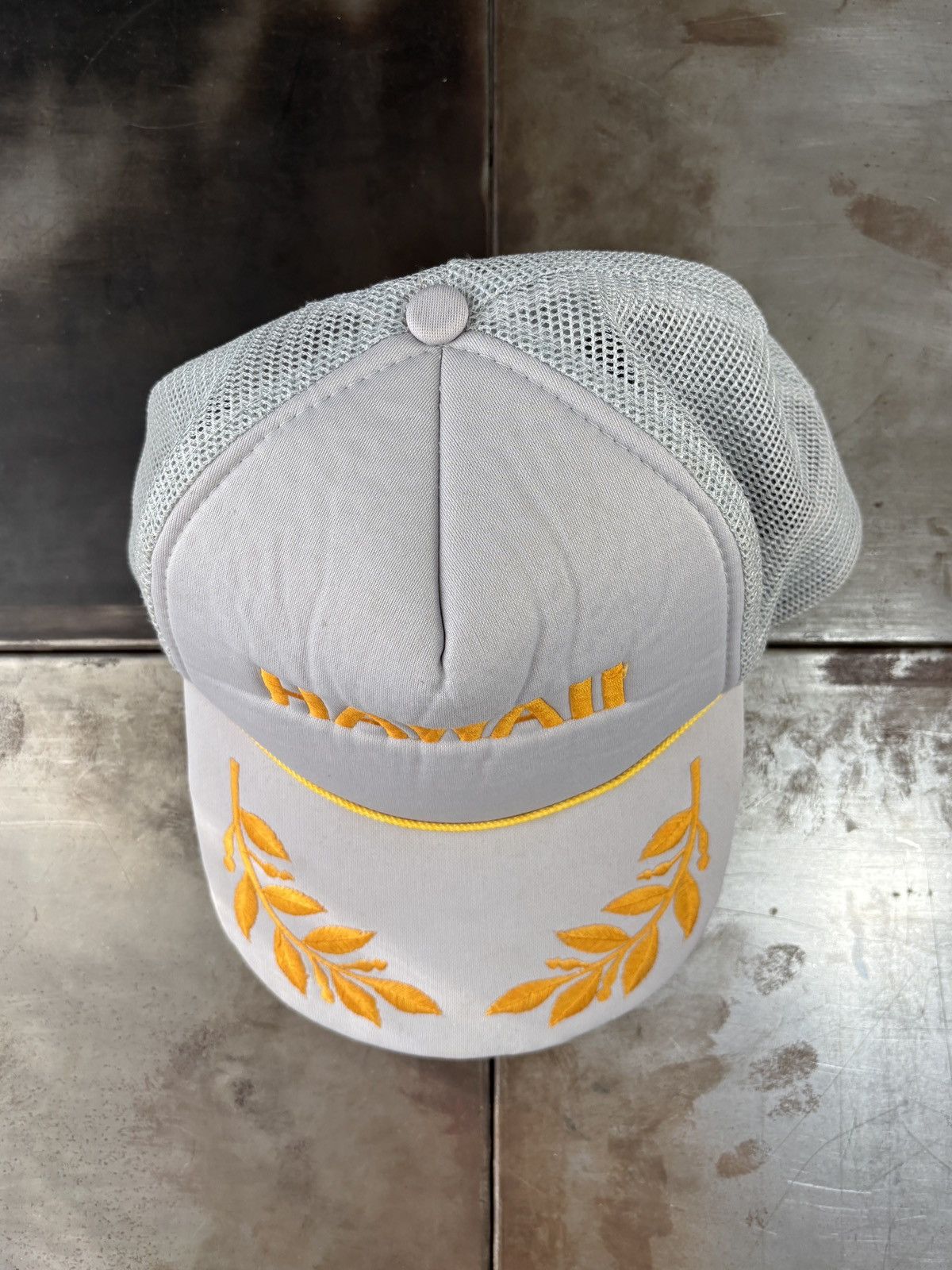 Vintage 1980s Vintage Trucker Hat Hawaii Laurel Embroidered Mesh Size ONE SIZE - 3 Thumbnail