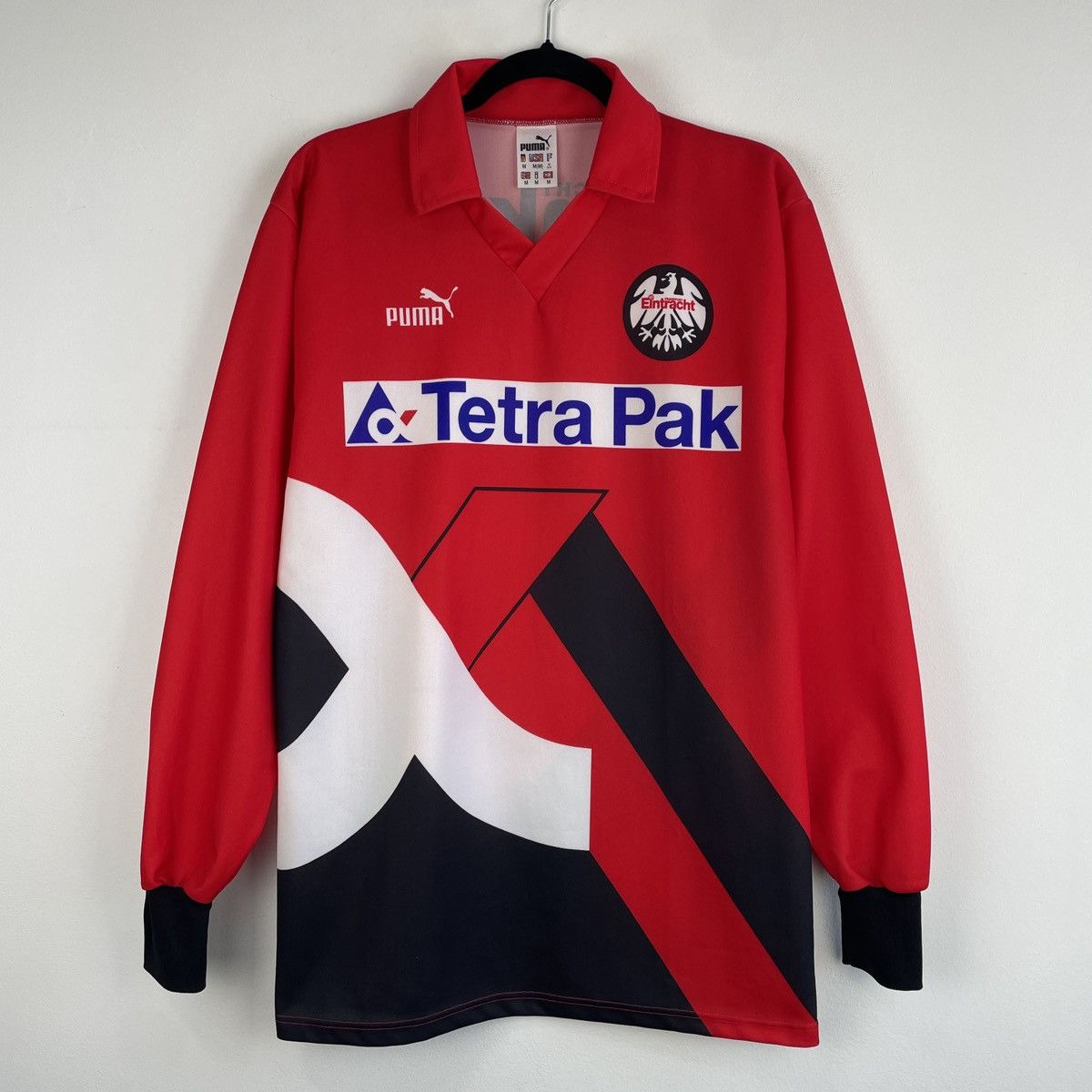 Puma Vintage Eintracht Frankfurt Home Jersey Puma 1993/1994 sz M Size US M / EU 48-50 / 2 - 1 Thumbnail