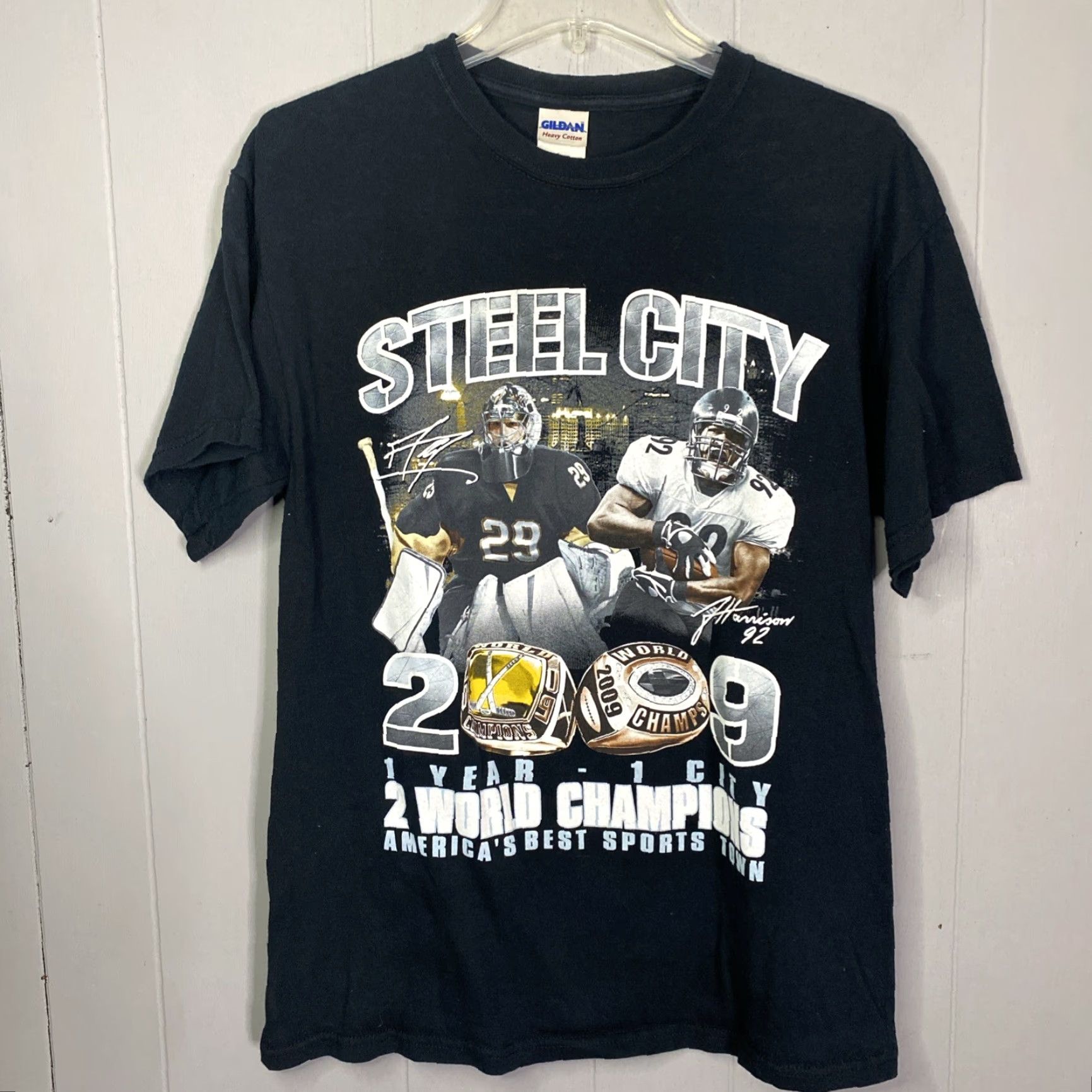 Gildan Pittsburgh Sports T Shirt Mens Black Gildan Short Sleeve Size M City Of Champions Marc Andre Fleury James Harrison"} Size US M / EU 48-50 / 2 - 4 Thumbnail