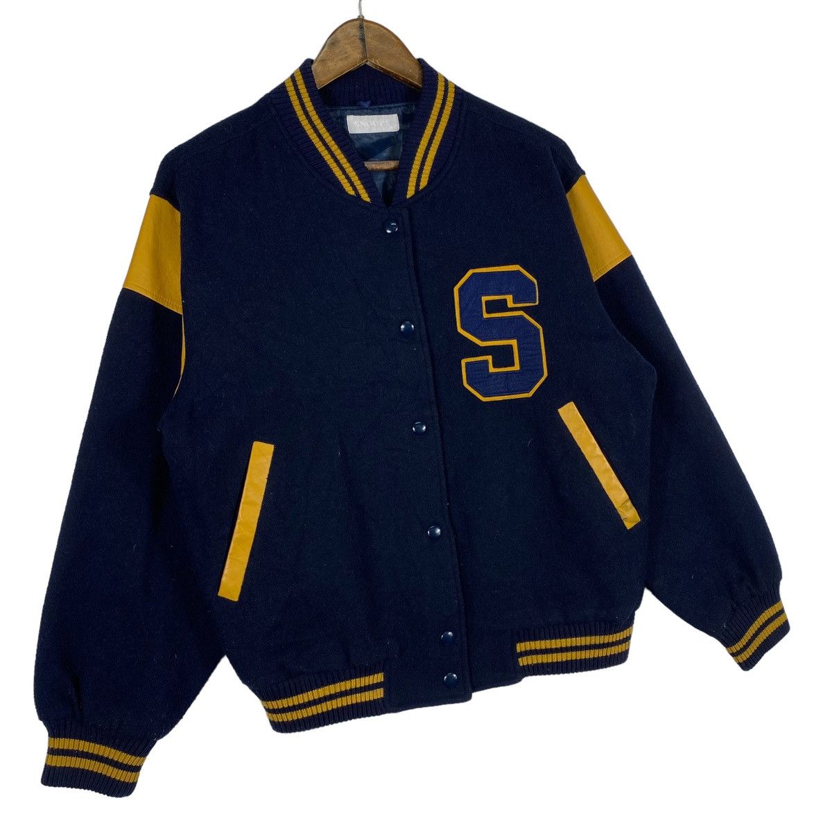 Peanuts × Vintage Vintage Peanuts Snoopy Varsity Jacket Size US M / EU 48-50 / 2 - 5 Thumbnail