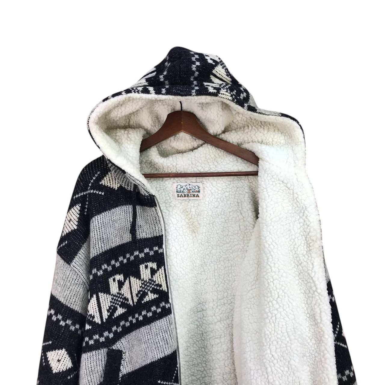 Vintage VINTAGE SABRINA JAPAN NAVAJO AZTEC THICK HOODIE SHERPA Size US L / EU 52-54 / 3 - 9 Thumbnail
