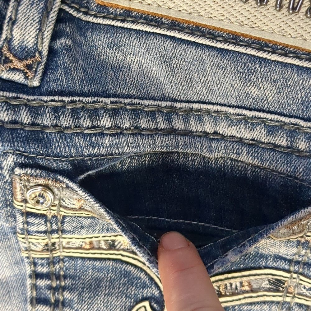 Rock Revival Rock revival easy crop sherry distressed jeans size 26 Size 26" / US 2 / IT 38 - 10 Thumbnail