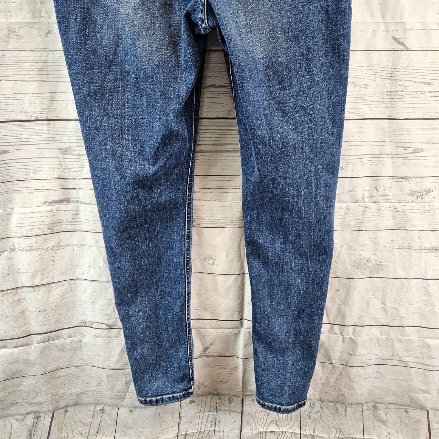 Vintage We The Free Krissy Skinny Jeans Sz 29 Blue Mid Rise Medium Wash Womens Denim Jeans Size 29" - 5 Thumbnail