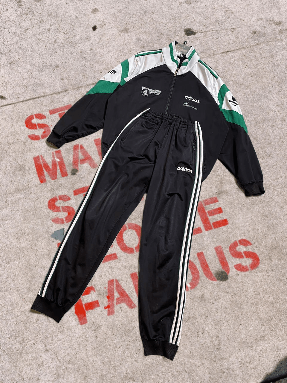 Adidas Adidas Set Football Suit Track Jacket Sweatpants Nylon Size US M / EU 48-50 / 2 - 1 Thumbnail