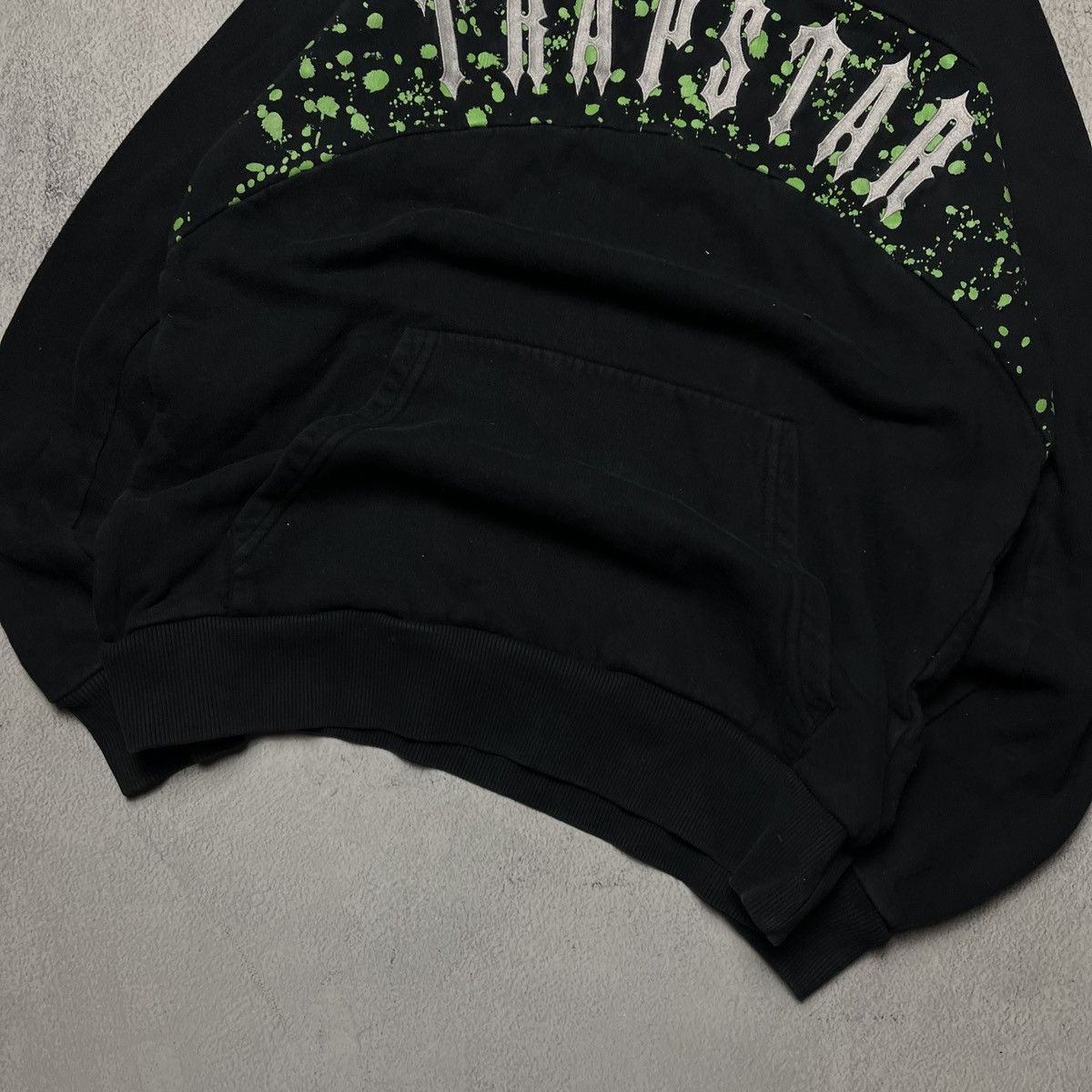 Trapstar London × Vintage Trapstar center logo faded drill vintage y2k hoodie Size US M / EU 48-50 / 2 - 4 Thumbnail