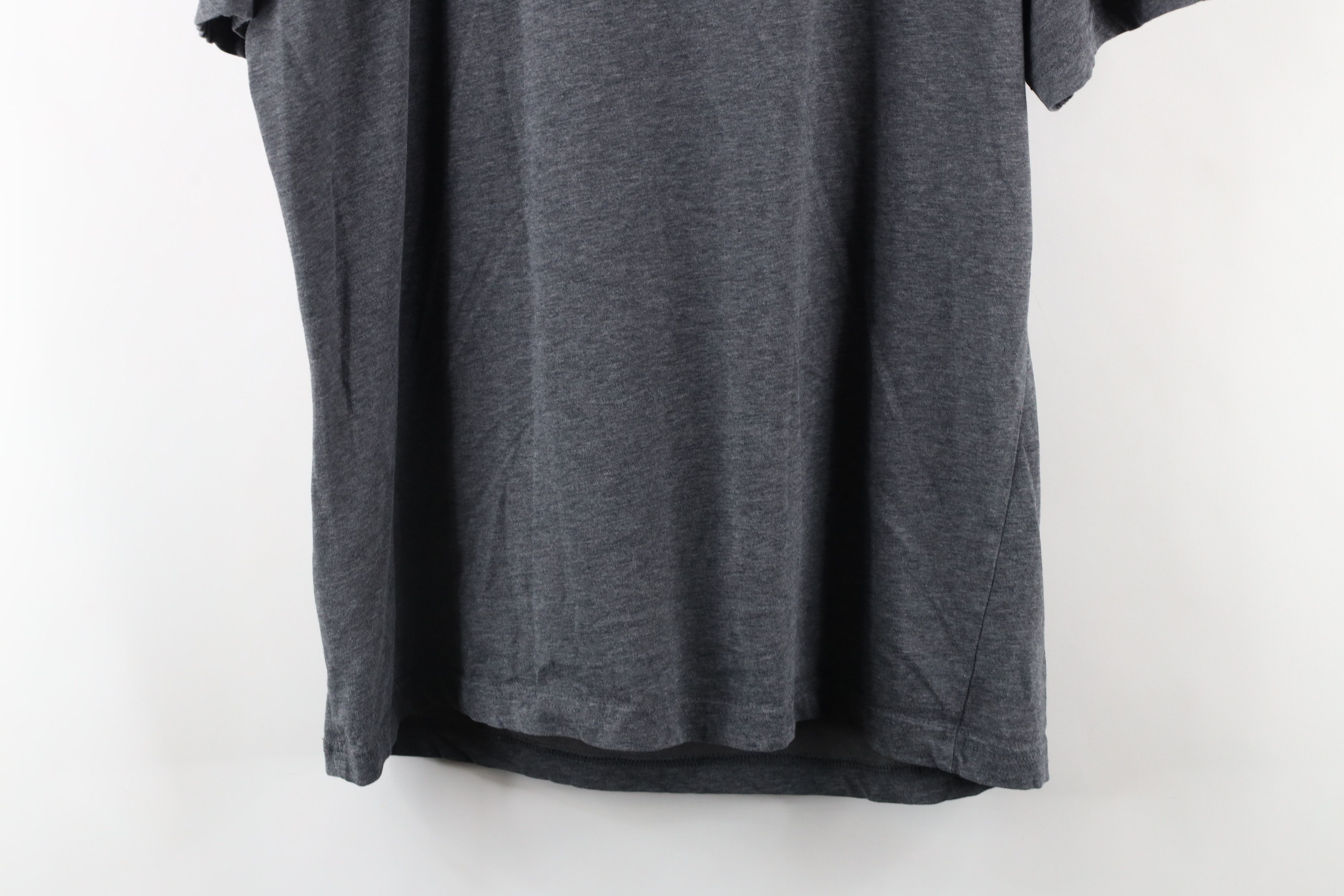 Nike × Vintage Nike Lebron James Non Sufficit Lion Head Basketball T-Shirt Size US M / EU 48-50 / 2 - 13 Thumbnail
