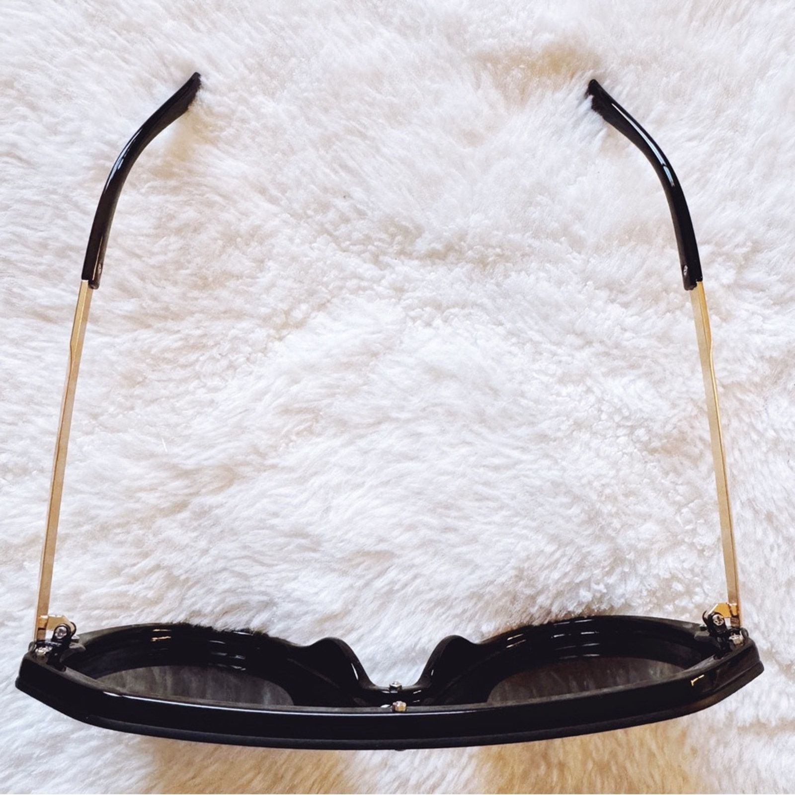 Other Clarissa Black Oversized Sunglasses Size ONE SIZE - 5 Thumbnail