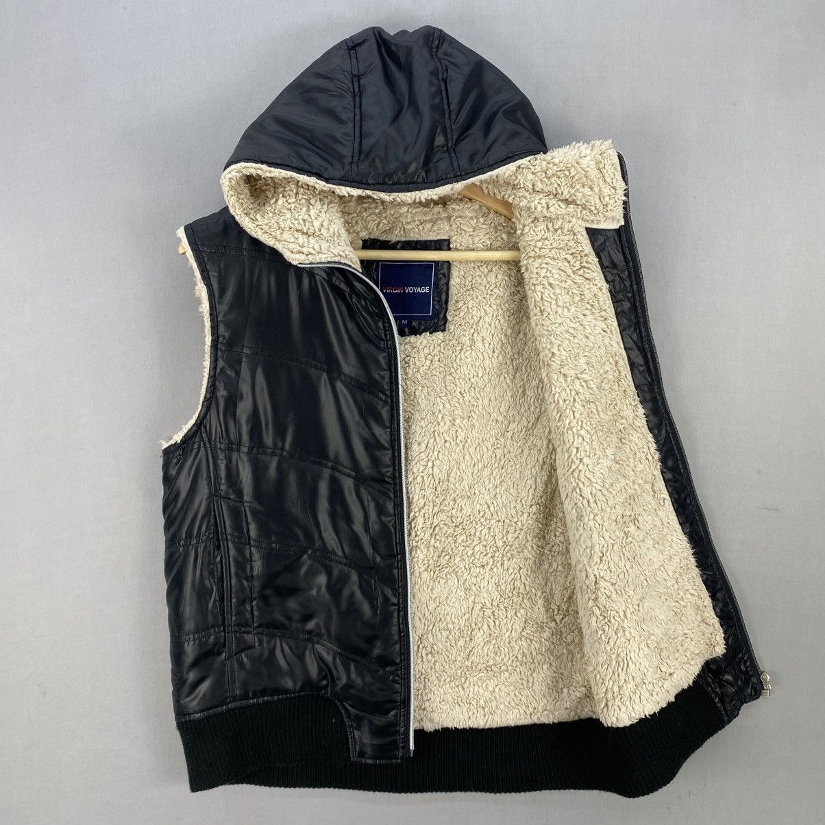 Japanese Brand Vintage 00s Virgin Voyage Puffer Vest Size US S / EU 44-46 / 1 - 9 Thumbnail