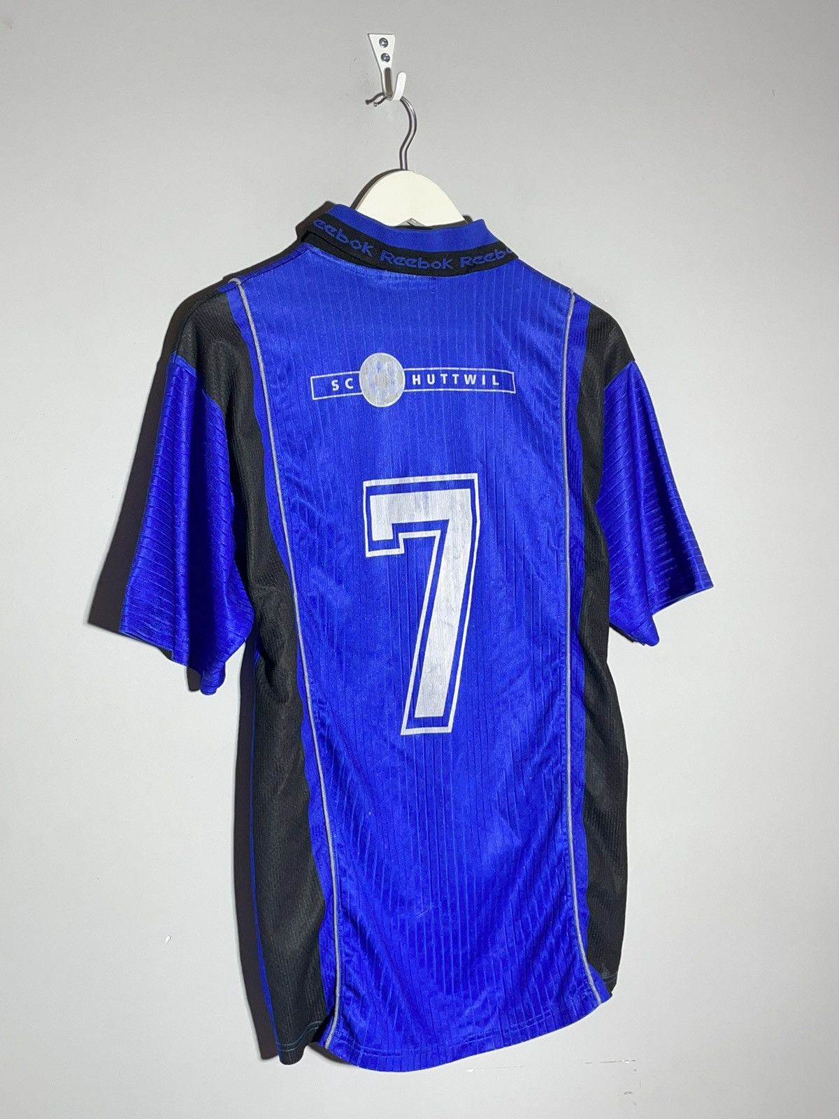 Reebok × Vintage Huttwil Reebok Vintage 90’s Centre Logo Y2k Football Shirt Size US M / EU 48-50 / 2 - 5 Thumbnail