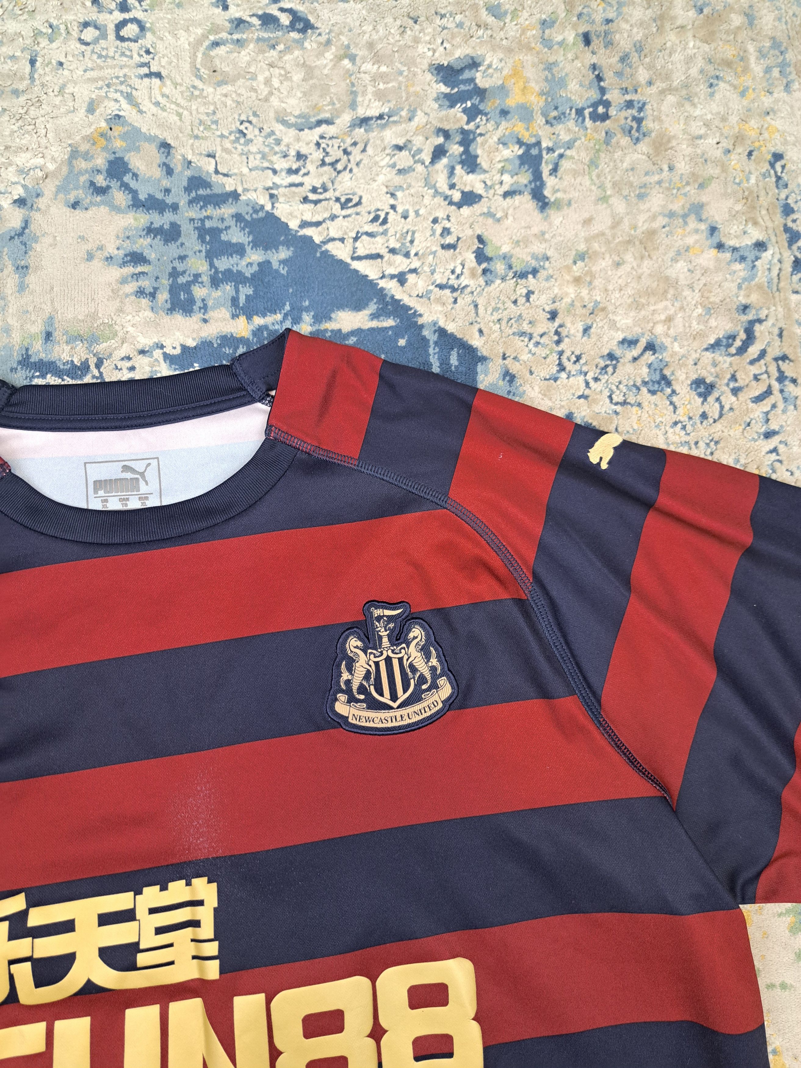 Puma Newcastle United #13 Y.Muto 2018 2019 Away Kit Jersey Size US XL / EU 56 / 4 - 5 Thumbnail