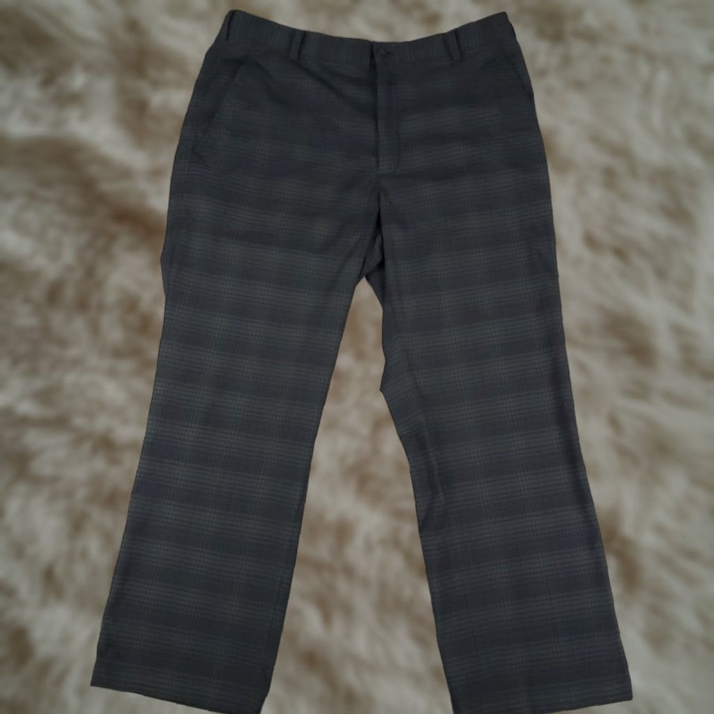 Nike Nike Pants Mens 36x29 Gray Plaid Swoosh Dri Fit Golf Flat Front Chino Trousers Size US 36 / EU 52 - 1 Thumbnail