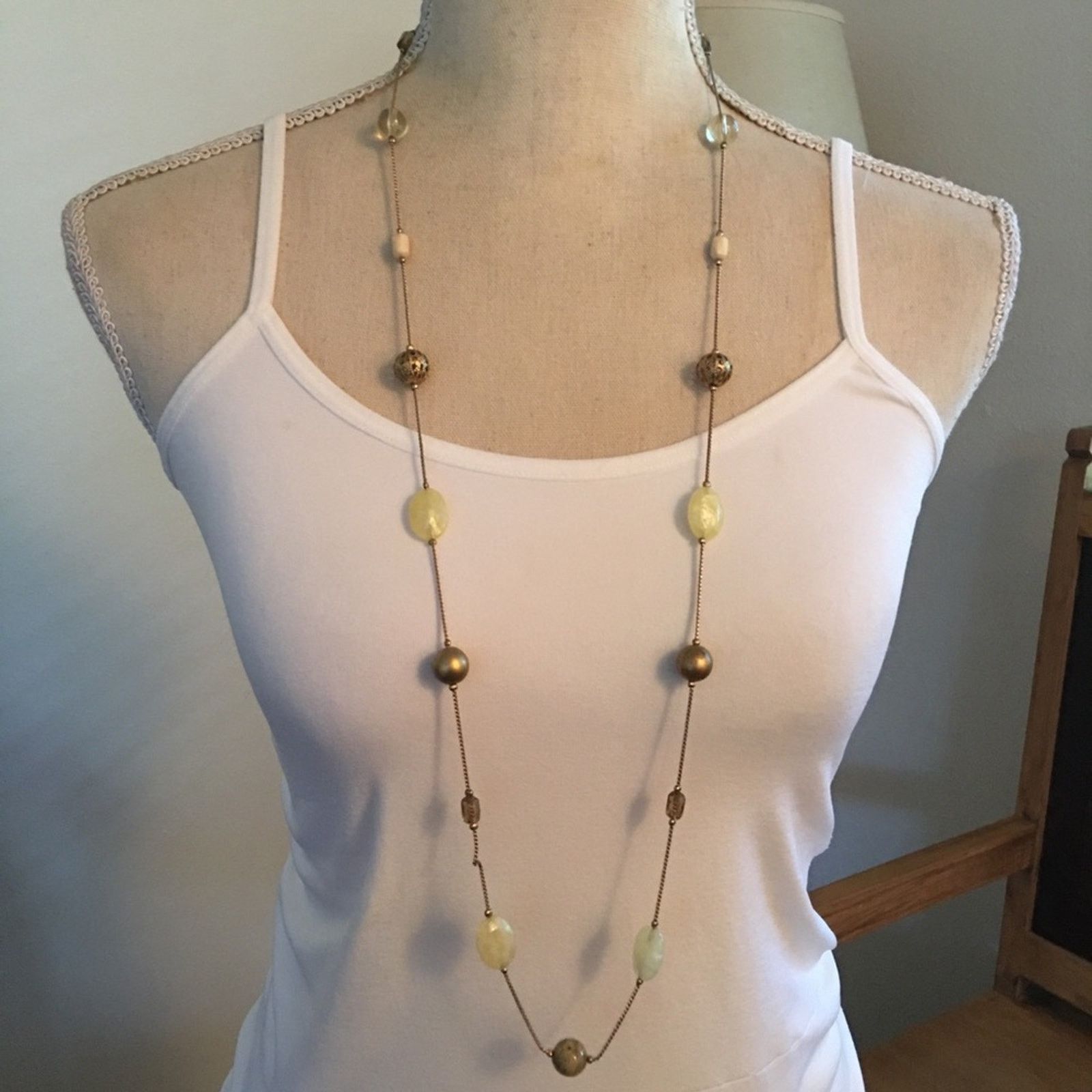 Vintage Vintage 90s beaded gold tone chain necklace Size ONE SIZE - 1 Thumbnail