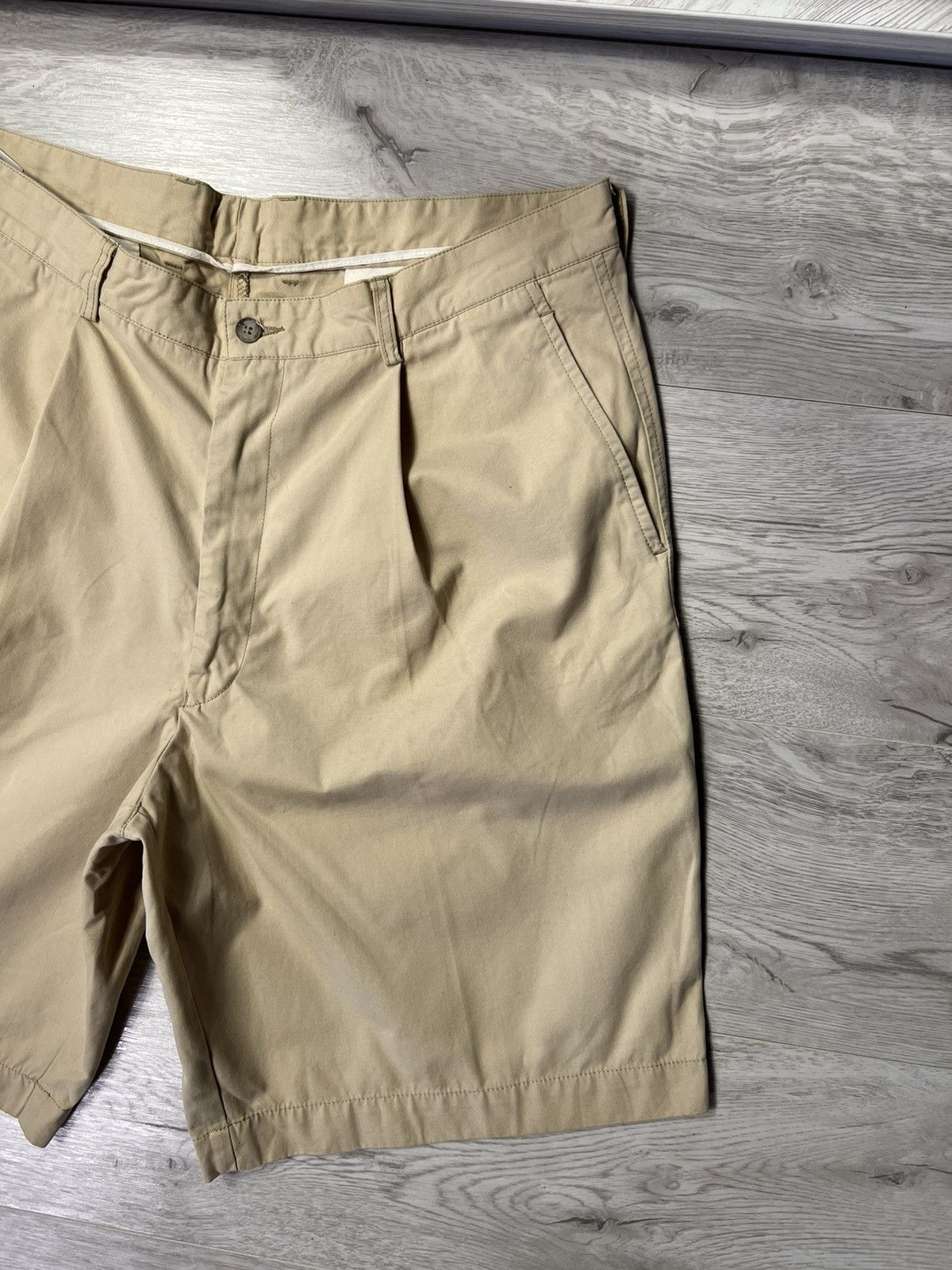 Valentino × Vintage Vintage Valentino Sport Chino Shorts Size US 36 / EU 52 - 2 Thumbnail