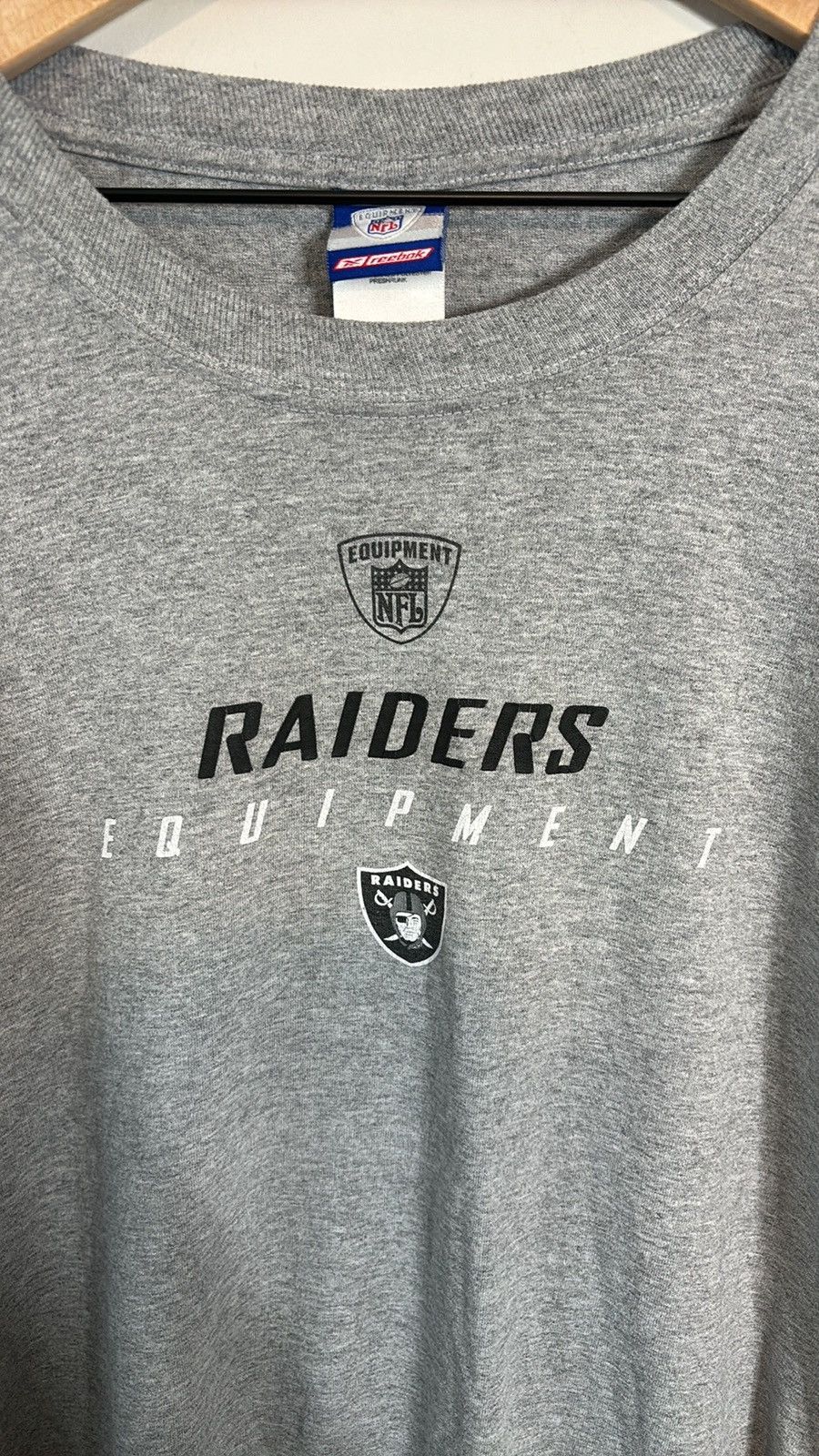 NFL × Reebok × Vintage Vintage Reebok Oakland Raiders Shirt Size US XL / EU 56 / 4 - 2 Thumbnail