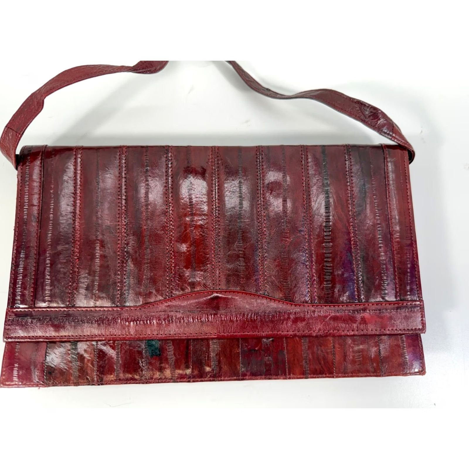 Skin VINTAGE Envelope Clutch Purse Handbag Womens Burgundy Red Eel Skin Leather Size ONE SIZE - 4 Thumbnail