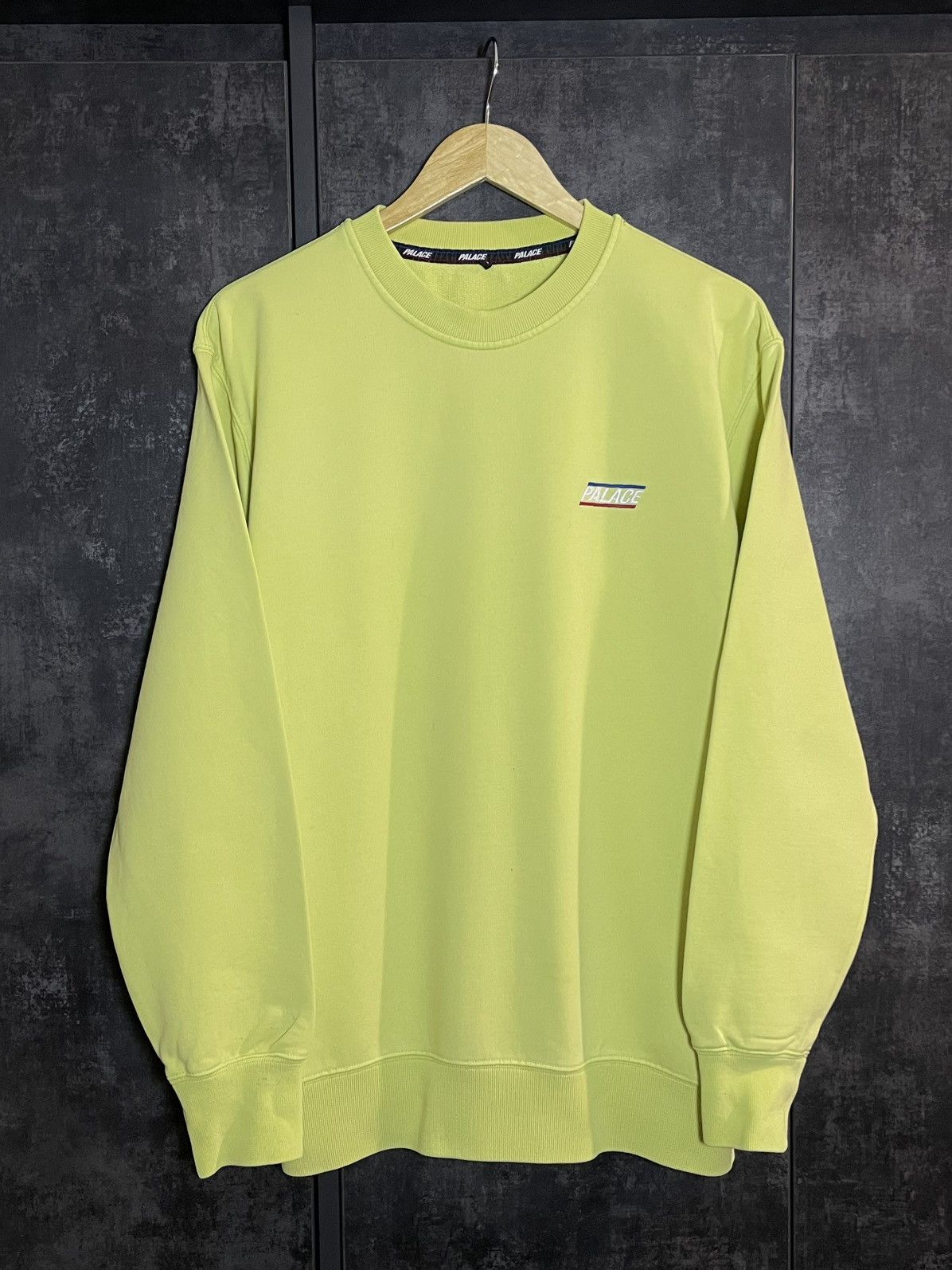 Palace Palace Small Logo Yellow Crewneck Sweatshirt Supreme JNCO Size US L / EU 52-54 / 3 - 2 Thumbnail