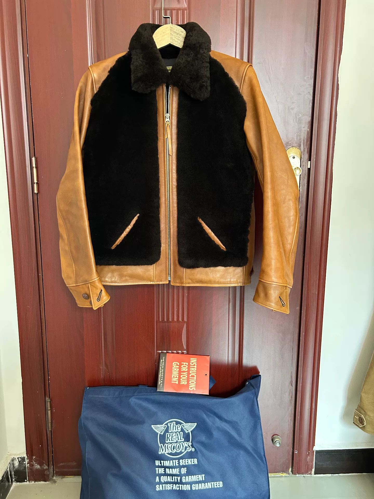 The Real McCoy's brown bear leather jacket by the real mccoy Size US M / EU 48-50 / 2 - 1 Thumbnail