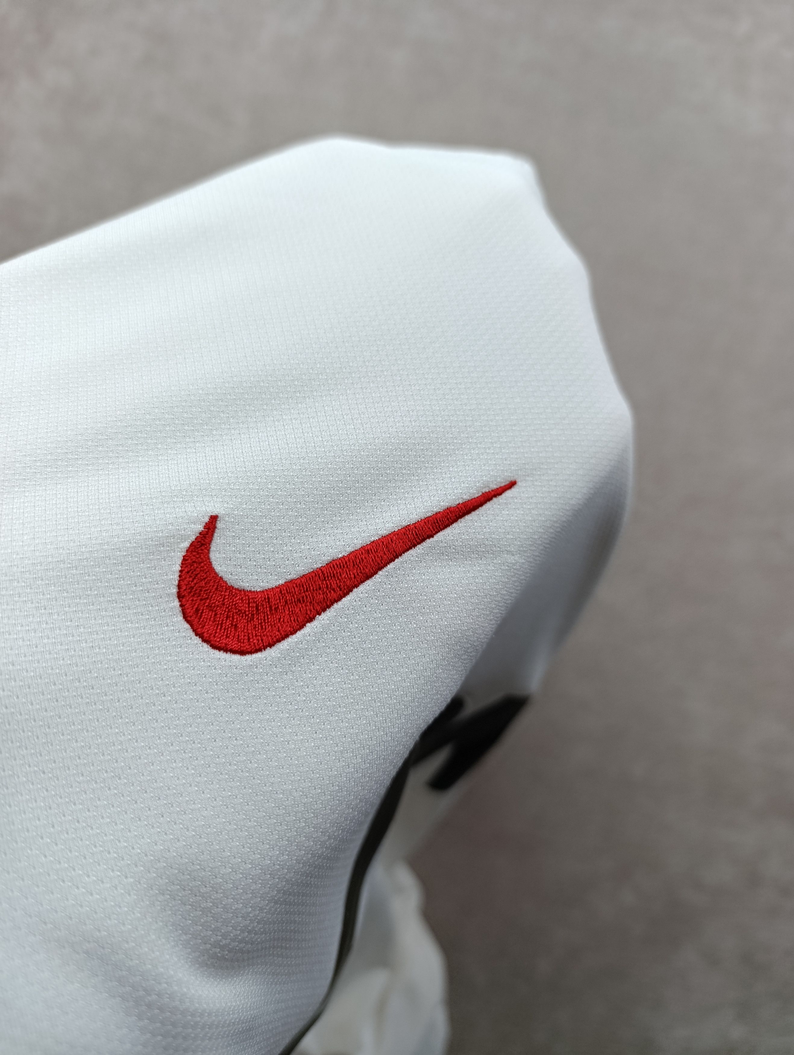 Nike NIKE MANCHESTER UNITED 2010/2011 THIRD SHIRT JERSEY Size US M / EU 48-50 / 2 - 9 Thumbnail