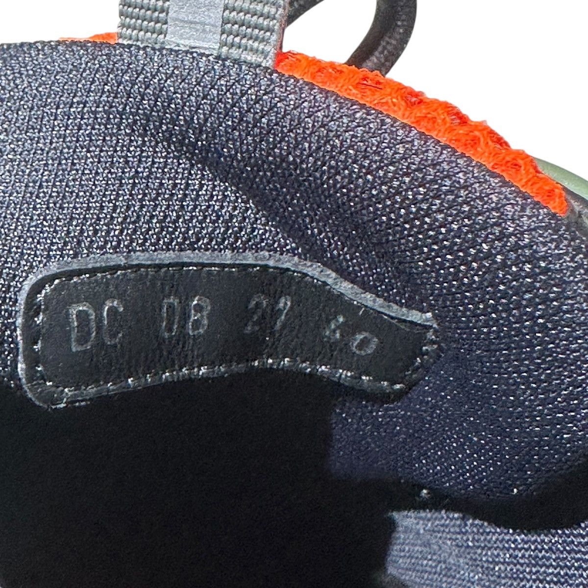 Dior B22 runner sneaker green orange Size US 7 / EU 40 - 4 Thumbnail