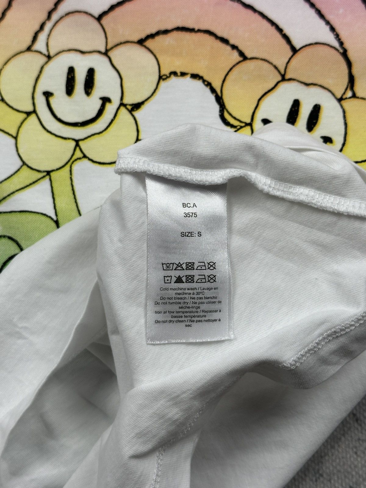 Ganni Ganni Relaxed Rainbow Smiley Graphic Tee White Copenhagen Size S / US 4 / IT 40 - 10 Thumbnail