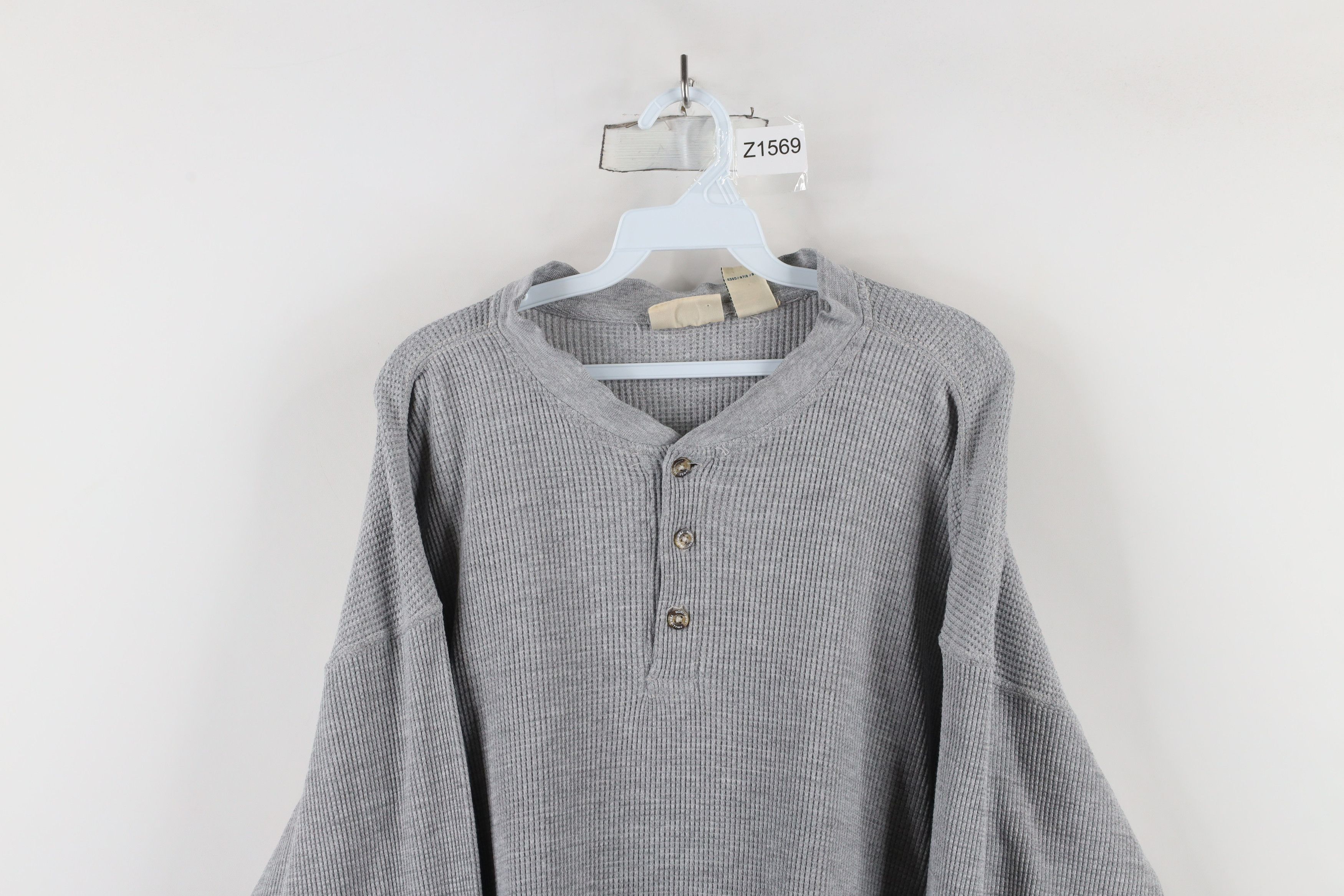 Vintage Vintage 90s Streetwear Waffle Knit Henley T-Shirt Gray Size US L / EU 52-54 / 3 - 2 Thumbnail