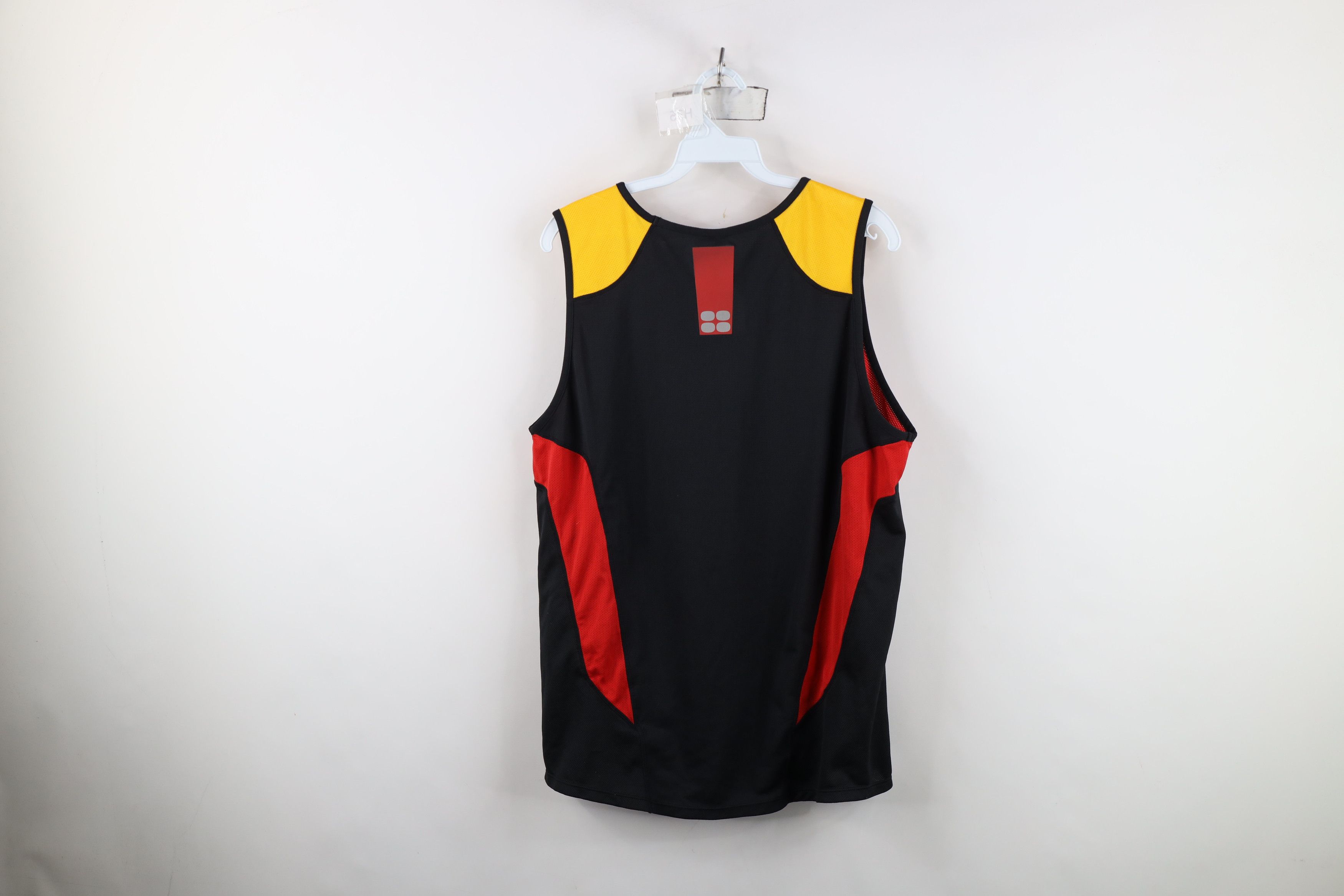 Nike Vintage Nike Mini Swoosh Reflective Tank Top Singlet Jersey Size US L / EU 52-54 / 3 - 12 Thumbnail