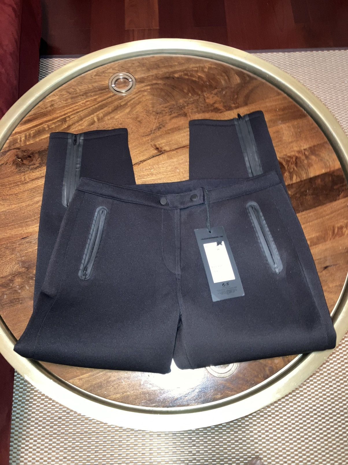Alexander Wang × H&M Alexander Wang X H&M Pants size 38 (US 8) Tech Scuba Chinos Size 30" / US 8 / IT 44 - 5 Thumbnail