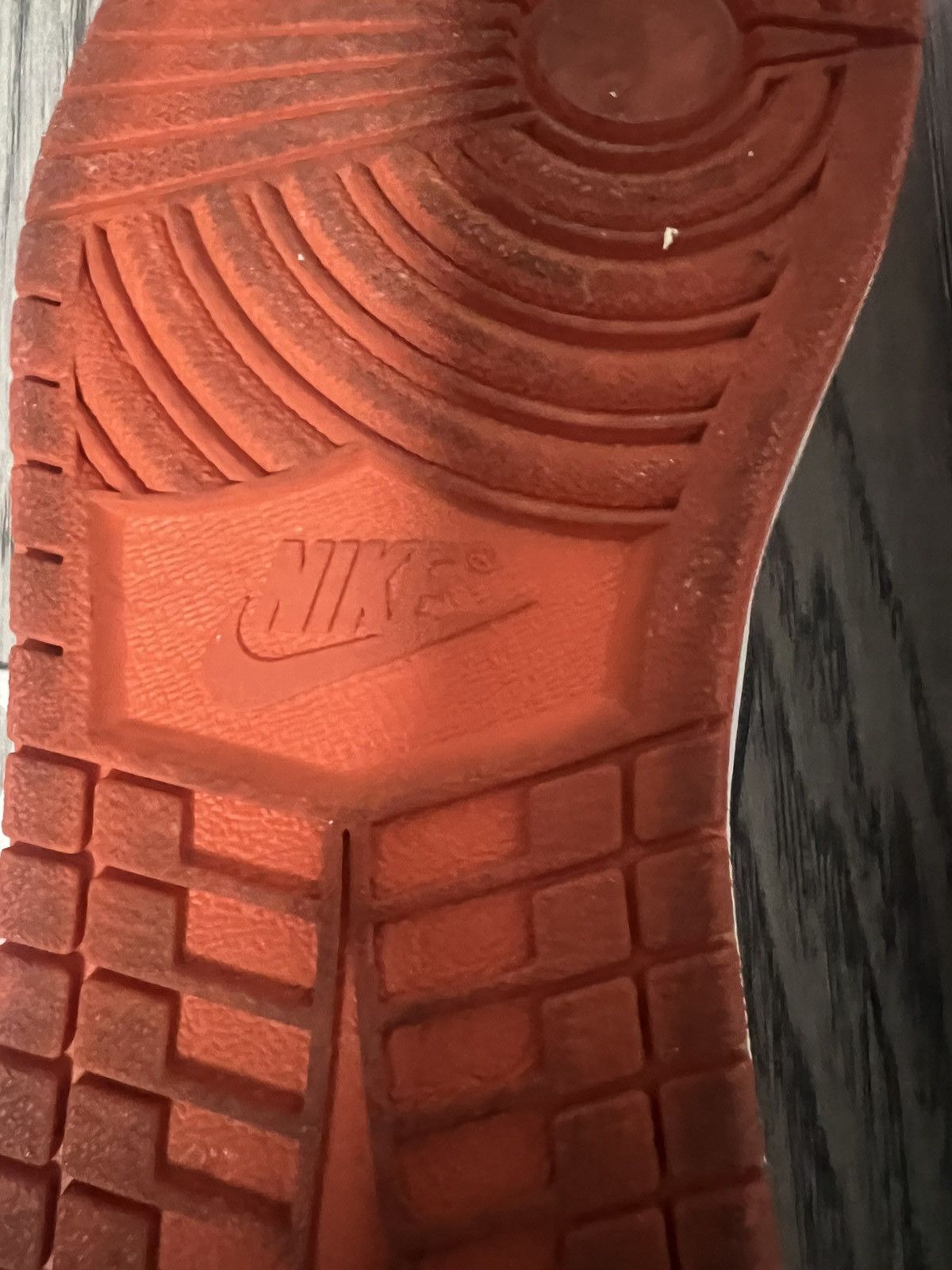 Jordan Brand Air Jordan 1 reverse shattered backboard 2.0 low top Size US 9.5 / EU 42-43 - 9 Thumbnail