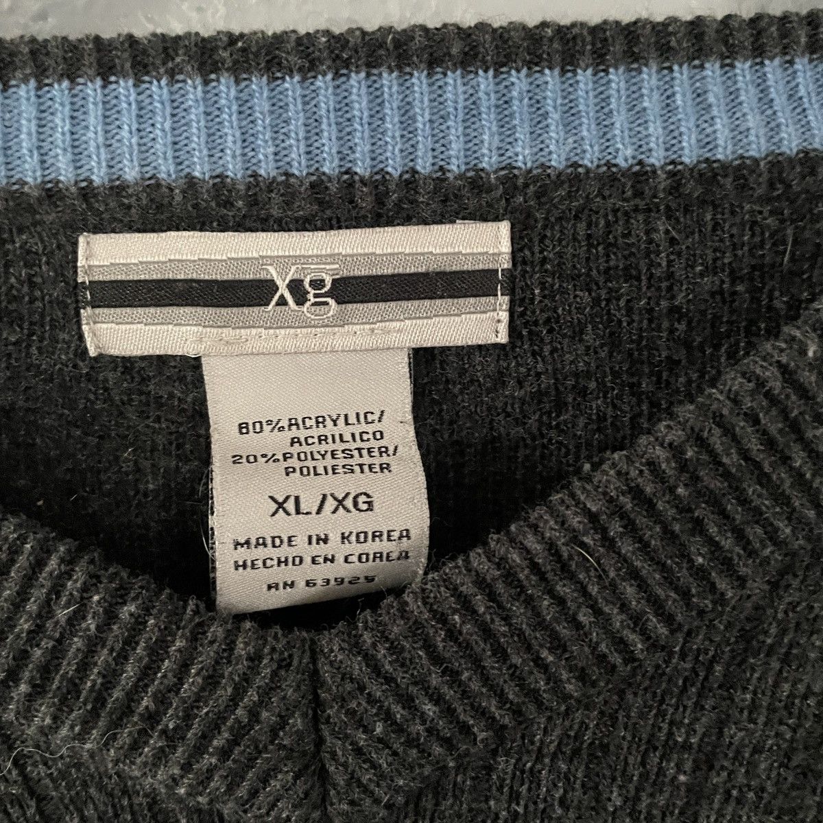 Vintage Vintage XG V Neck Ribbed Striped Sweater Men’s Size XL Size US XL / EU 56 / 4 - 3 Thumbnail