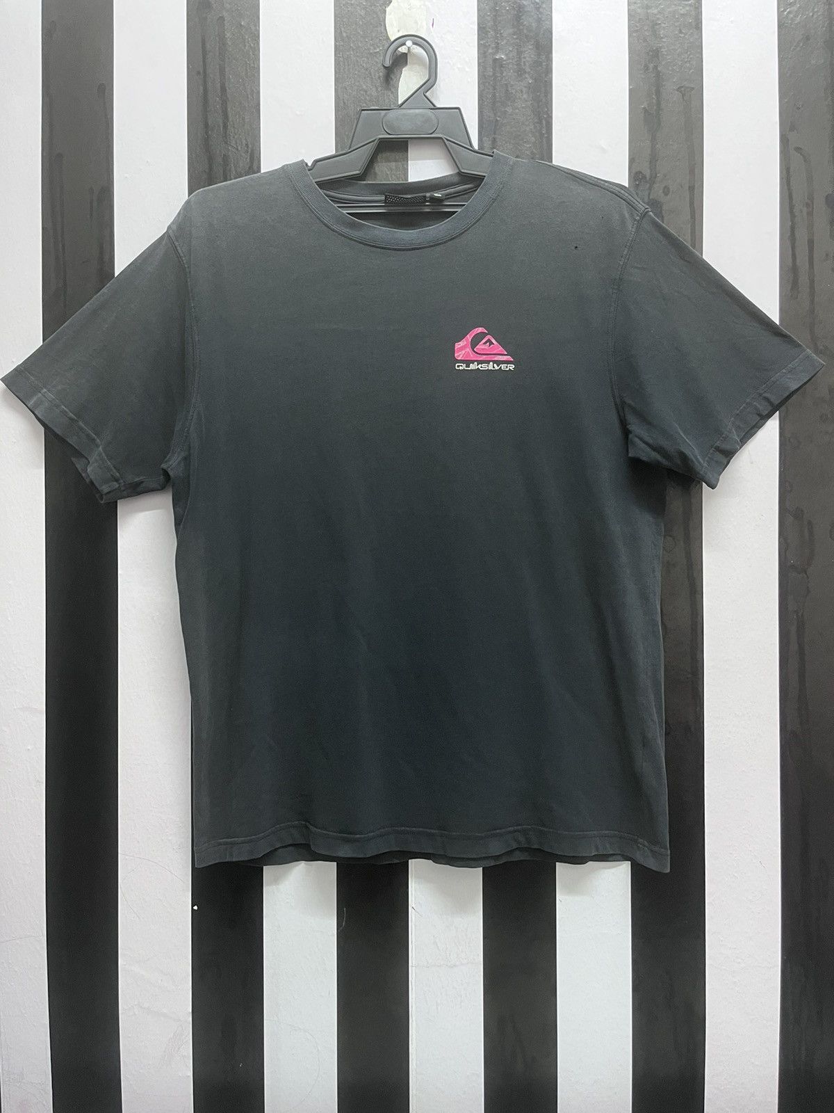 Quiksilver × Vintage Vintage Quicksilver 3D Logo Boxy Size M Size US L / EU 52-54 / 3 - 1 Thumbnail