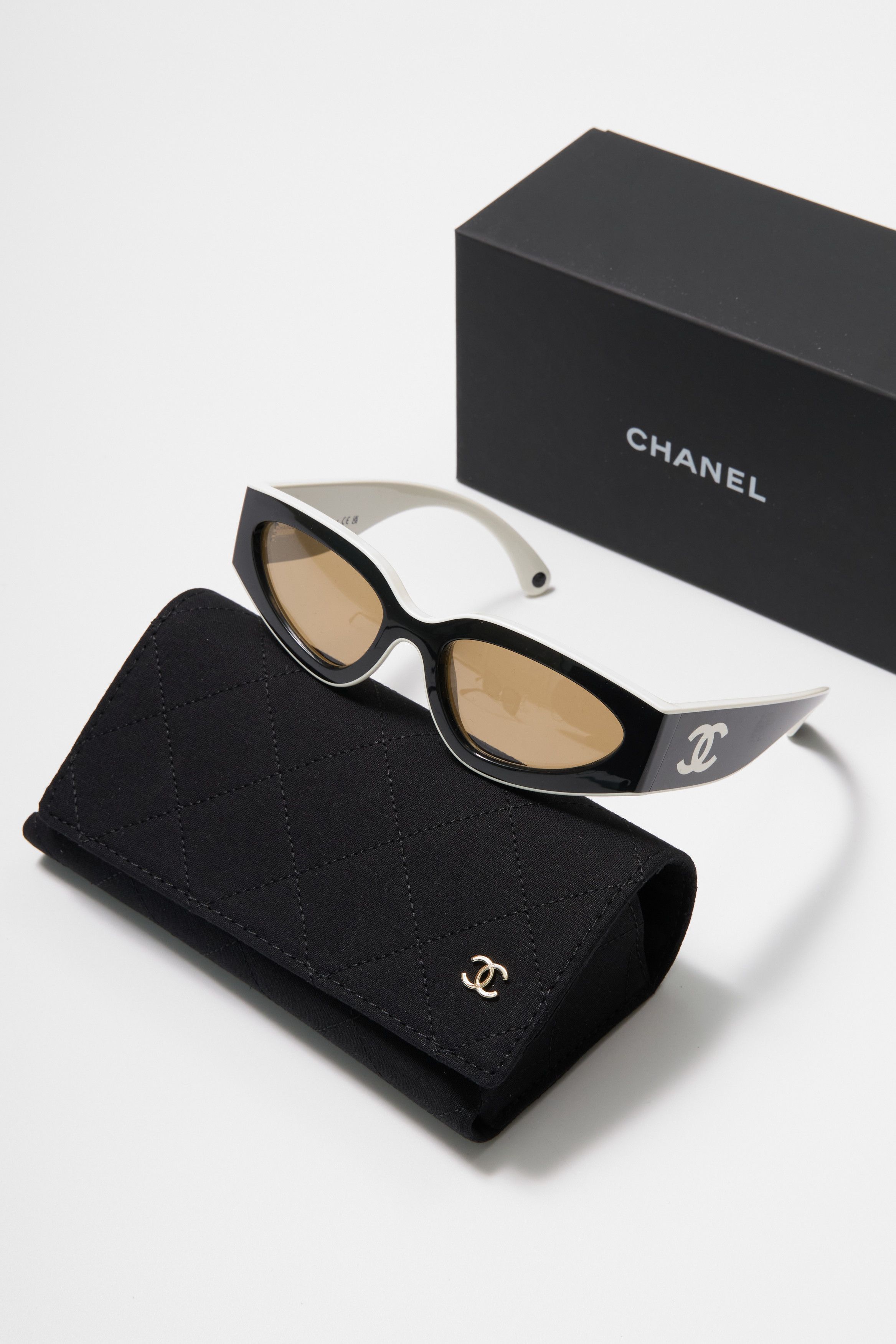 Chanel Chanel Cat Eye Sunglasses CH6056 Size ONE SIZE - 1 Thumbnail