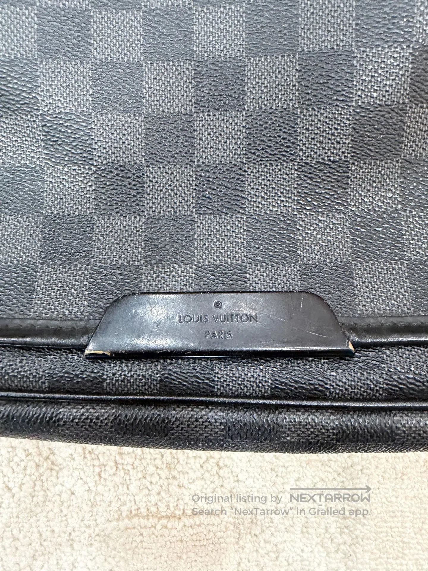 Louis Vuitton Louis Vuitton Black Gray Check Flap Messenger Bag. Size ONE SIZE - 4 Thumbnail